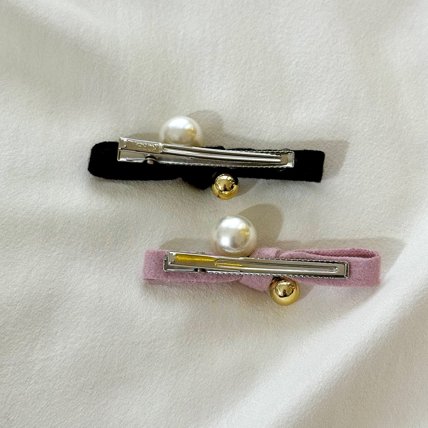 (Chenny Bong Bong) Kids’ Black Pink Winter Ribbon Hair Clip 2-Piece Set