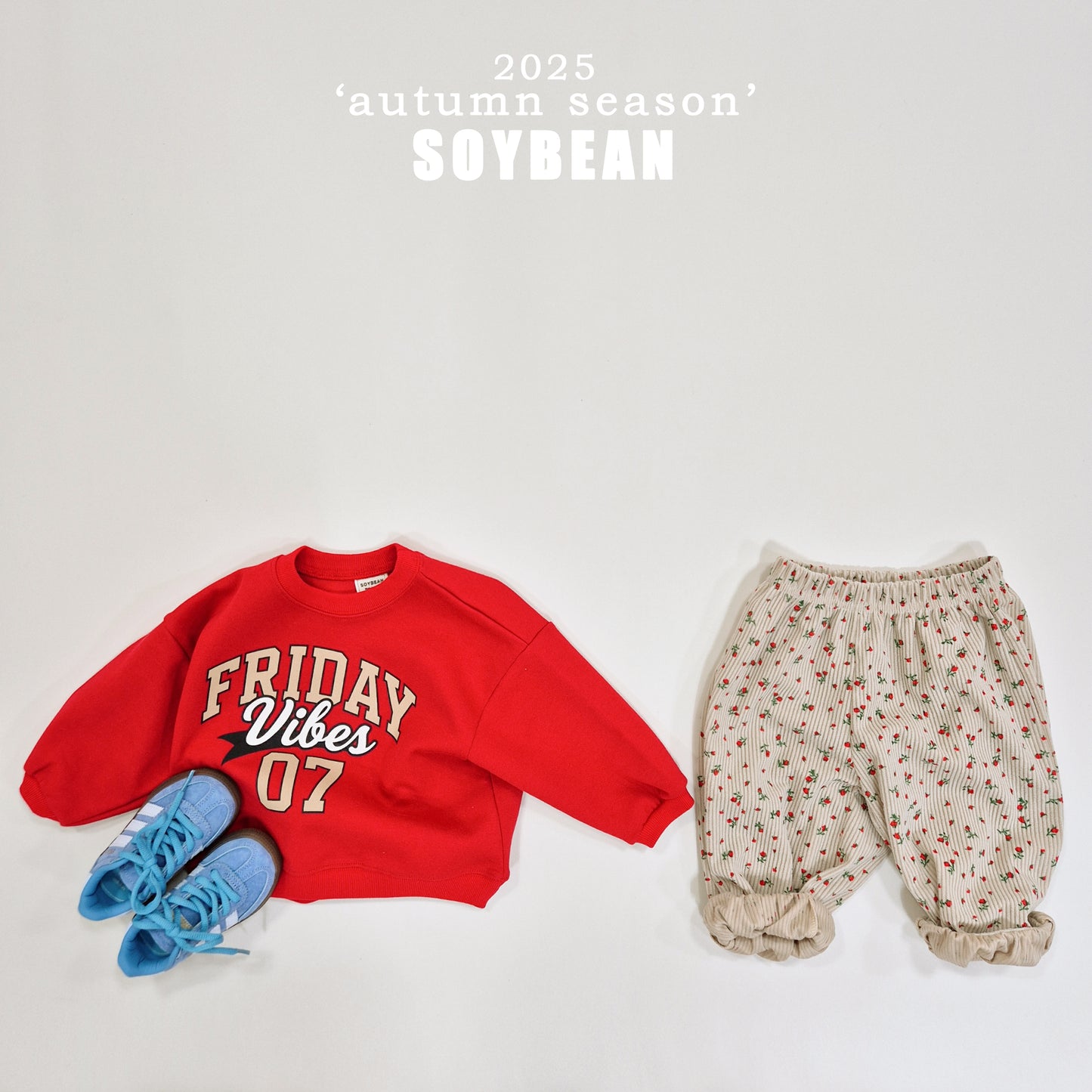 (Pre-order) Soybean Kids - Friday Lettering Sweatshirt 프라이데이맨투맨 (2 Colors)