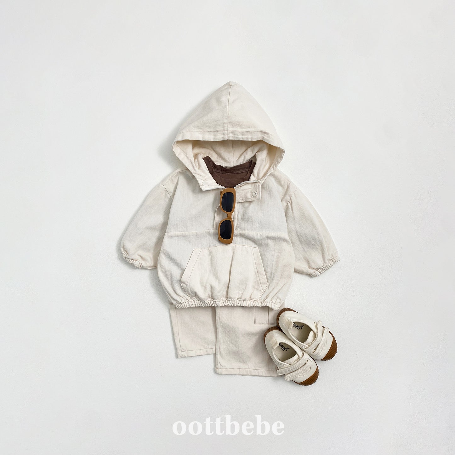 (Pre-order) OOTTBEBE - Stitch Hooded Jacket 스티치후드아노락 (2 Colors)