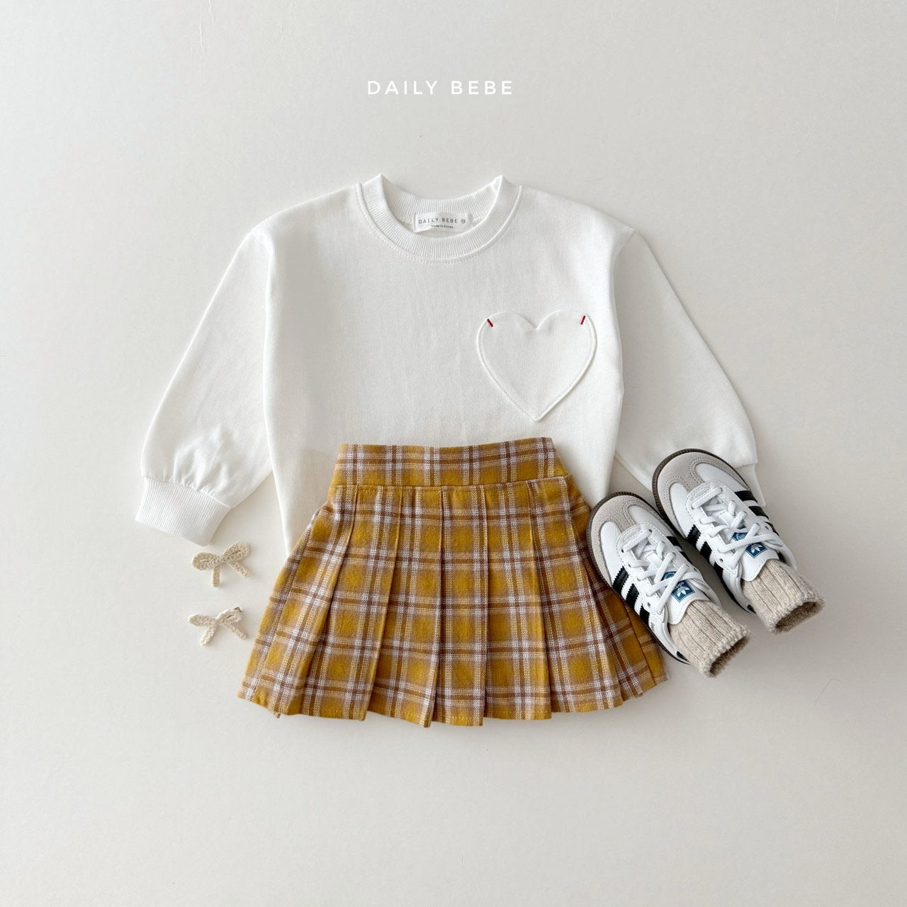 (Pre-order) Daily Bebe - Kids' Heart Pocket Tee 하트포켓 (2 Colors)