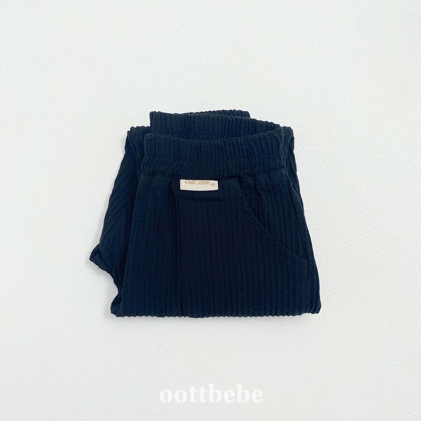 (Pre-order) OOTTBEBE - Playful Pocket Pants 위트포켓팬츠 (2 Colors)