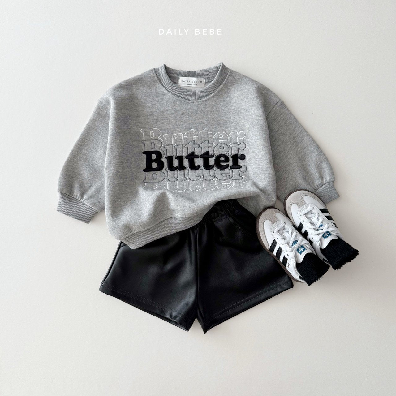 (Pre-order) Daily Bebe - Kids’ Butter Embroidered Sweatshirt 버터자수 맨투맨 (2 Colors)