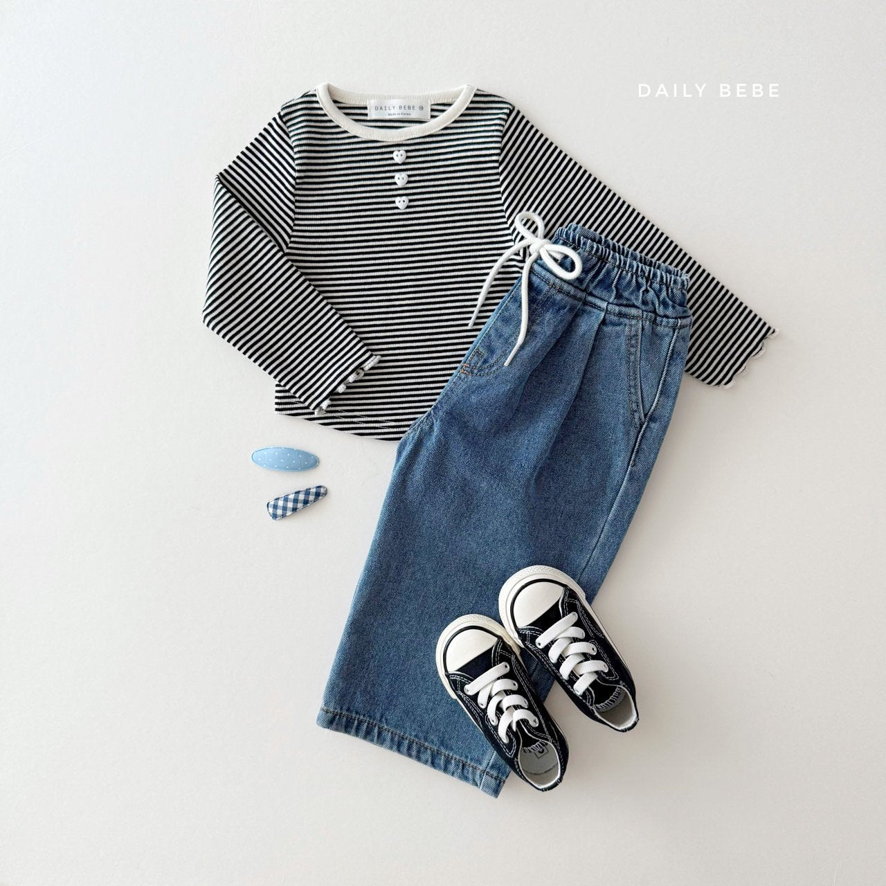 (Pre-order) Daily Bebe - Kids' Button Stripe Tee 줄가라단추티 (2 Colors)