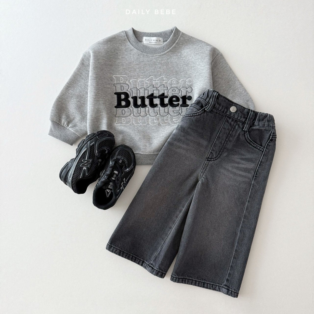 (Pre-order) Daily Bebe - Kids’ Butter Embroidered Sweatshirt 버터자수 맨투맨 (2 Colors)