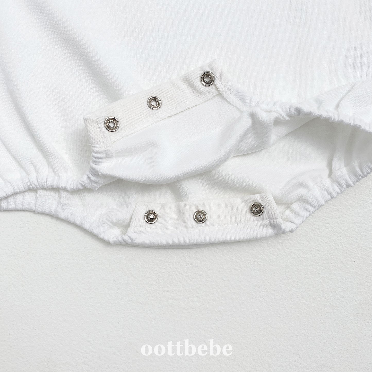 (Pre-order) OOTTBEBE - OT Bling Suit OT블링슈트 (2 Colors)