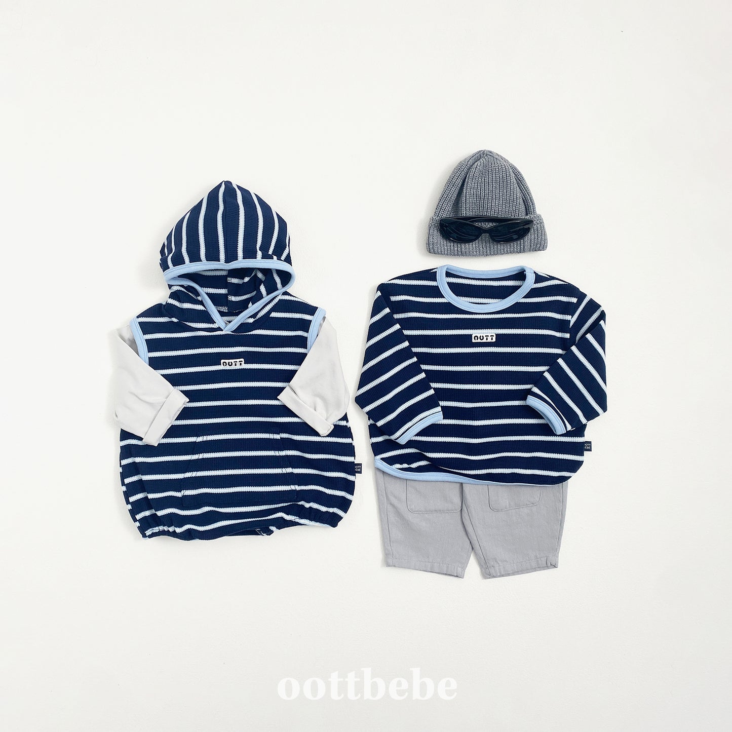 (Pre-order) OOTTBEBE - Urban Stripe Tee 어반스트라이프티 (2 Colors)