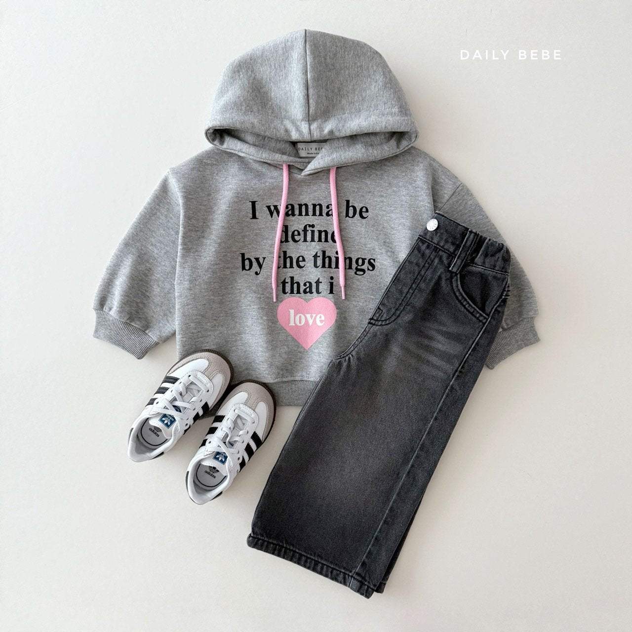 (Pre-order) Daily Bebe - Kids' Washed Wide Denim Pants 워싱 와이드 데님 팬츠 (2 Colors)