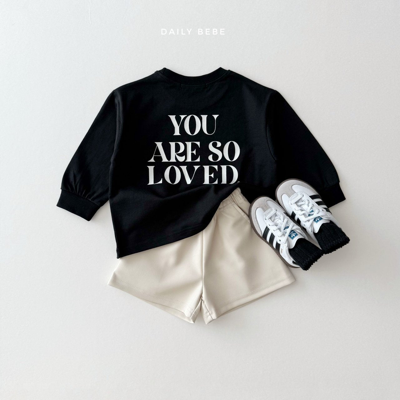 (Pre-order) Daily Bebe - Kids’ Loved Tee 러브드티 (2 Colors)