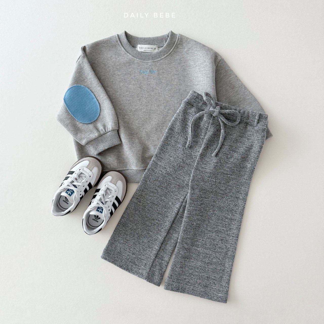 (Pre-order) Daily Bebe - Kids' Hug Me Sweatshirt 허그미 맨투맨 (3 Colors)