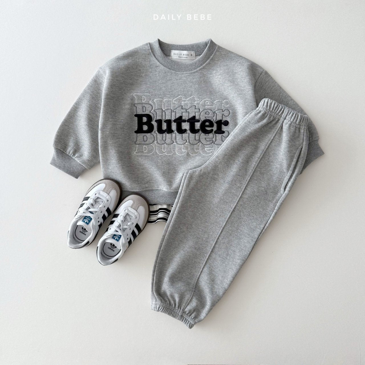 (Pre-order) Daily Bebe - Kids’ Butter Embroidered Sweatshirt 버터자수 맨투맨 (2 Colors)
