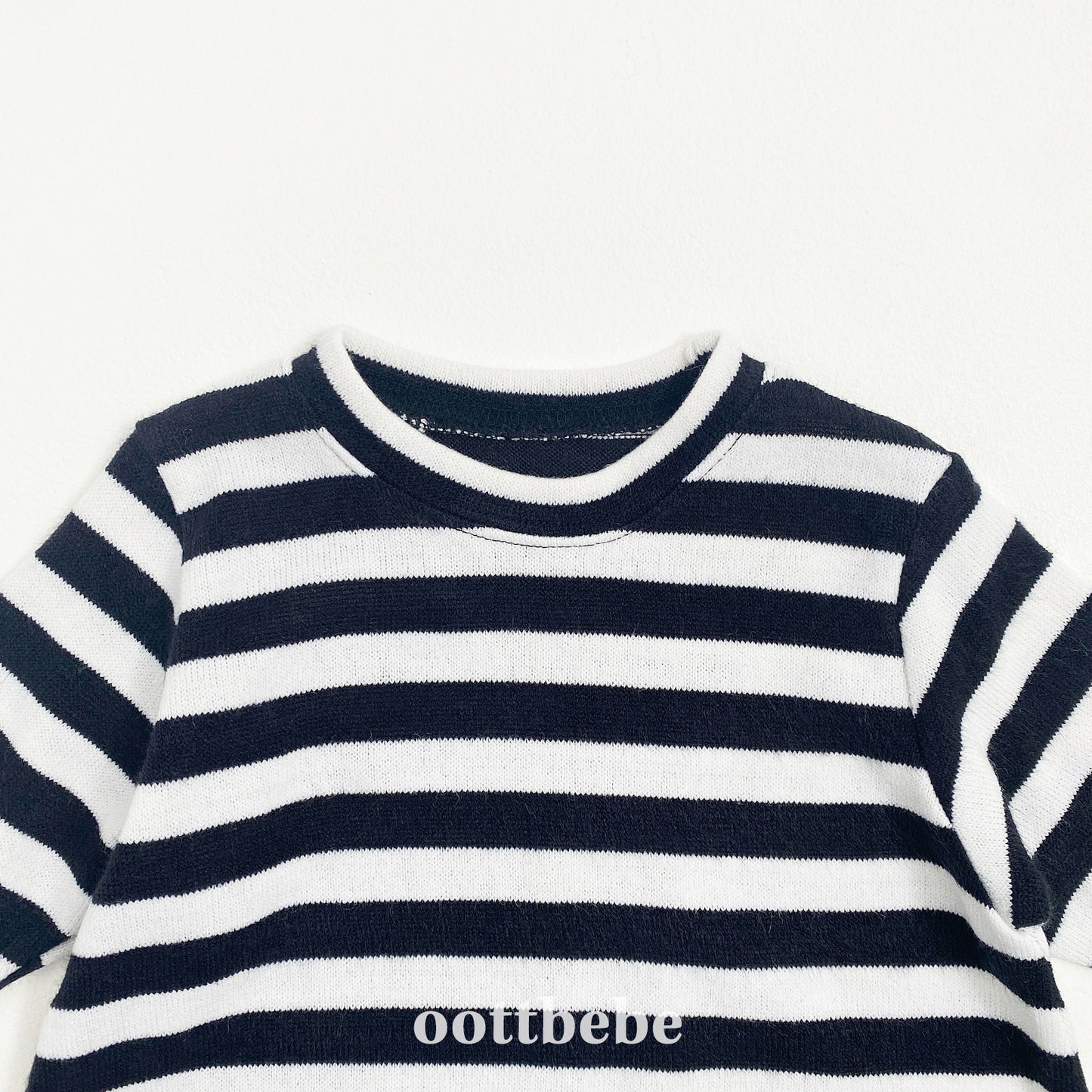(Pre-order) OOTTBEBE - Mix Stripe Knit Suit 믹스단가라슈트 (2 Colors)
