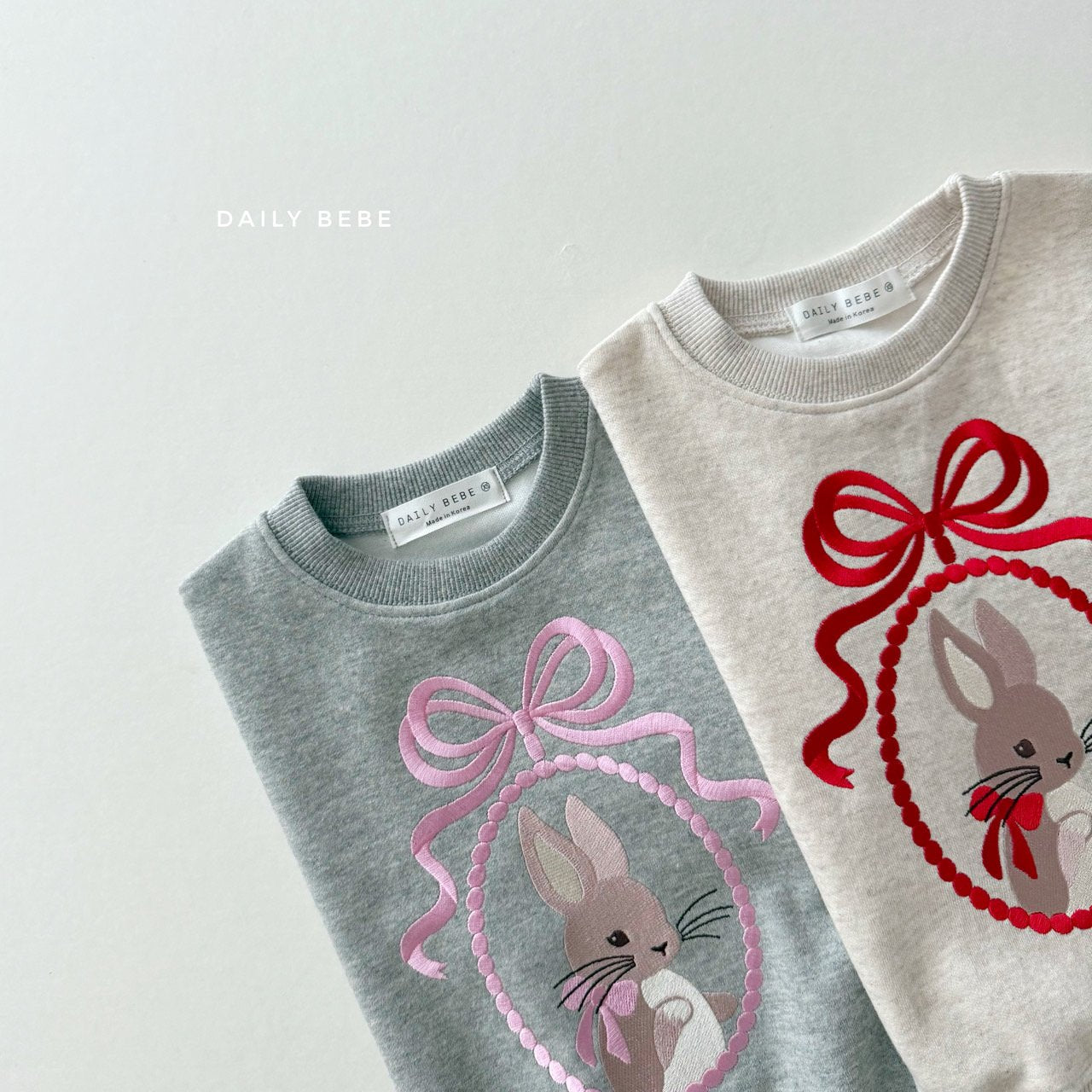 (Pre-order) Daily Bebe - Kids' Bunny Embroidery Sweatshirt 토끼 자수 맨투맨 (2 Colors)