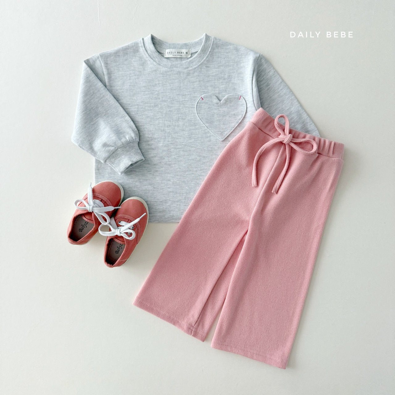 (Pre-order) Daily Bebe - Kids' Heart Pocket Tee 하트포켓 (2 Colors)
