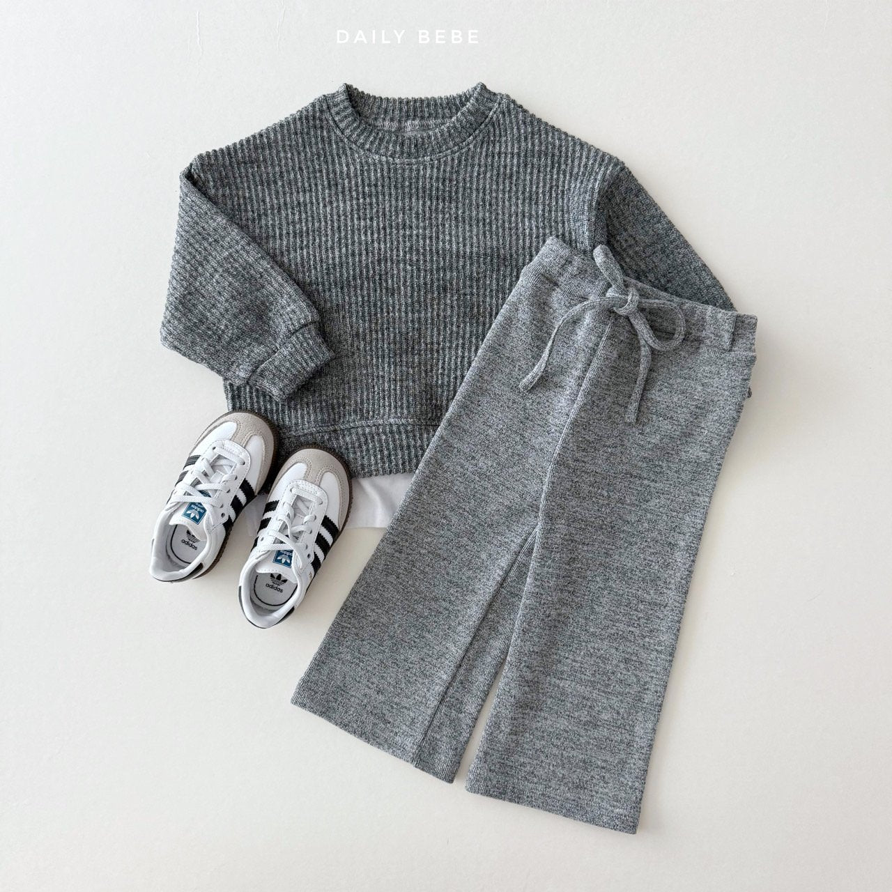 (Pre-order) Daily Bebe - Kids’ Ribbed Knit Sweatshirt 골지니트 맨투맨 (3 Colors)