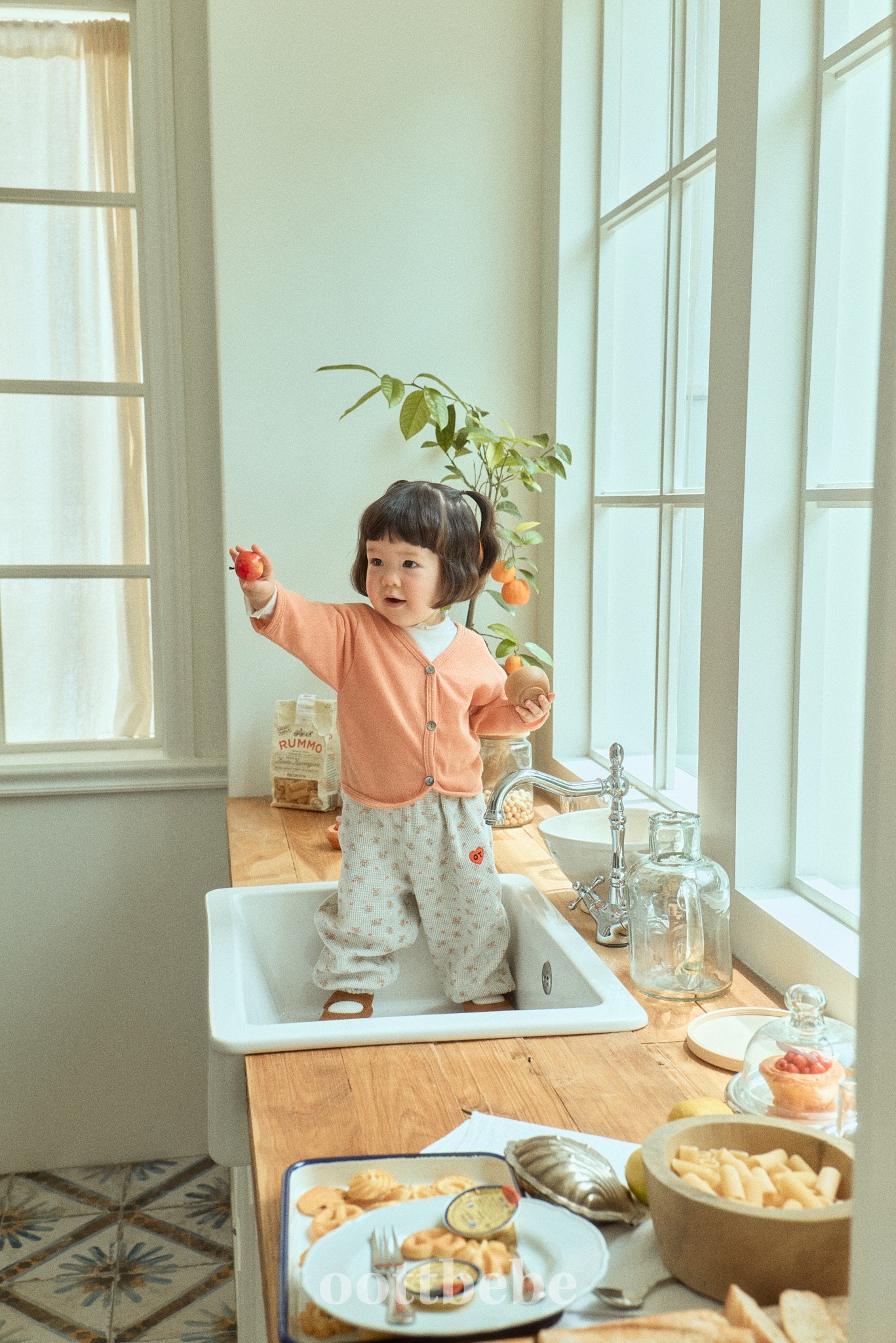 (Pre-order) OOTTBEBE - Melody Gojengi Pants 멜로디고쟁이팬츠 (4 Colors)