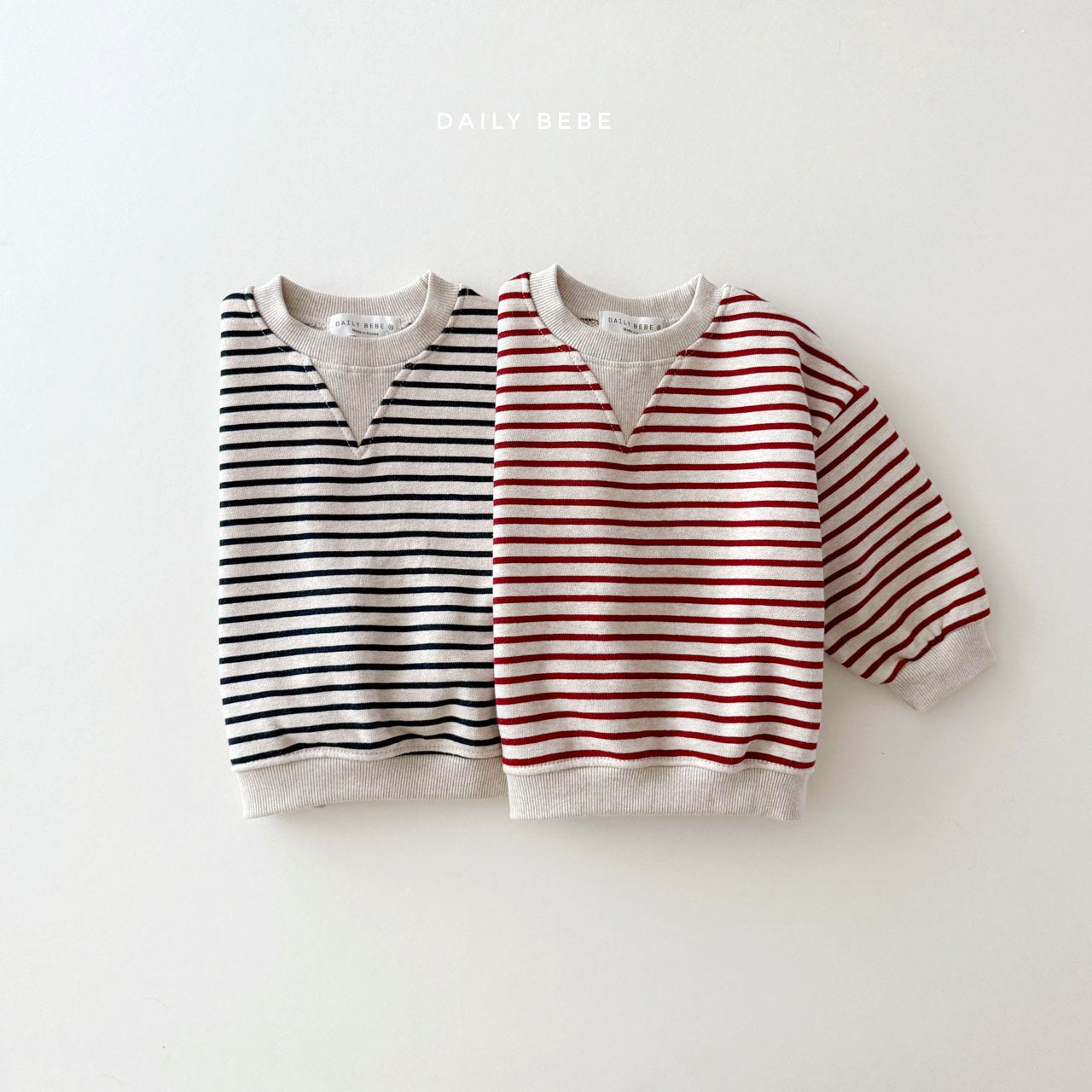 (Pre-order) Daily Bebe - Kids’ Triangle Stripe Sweatshirt 단가라 삼각 맨투맨 (2 Colors)