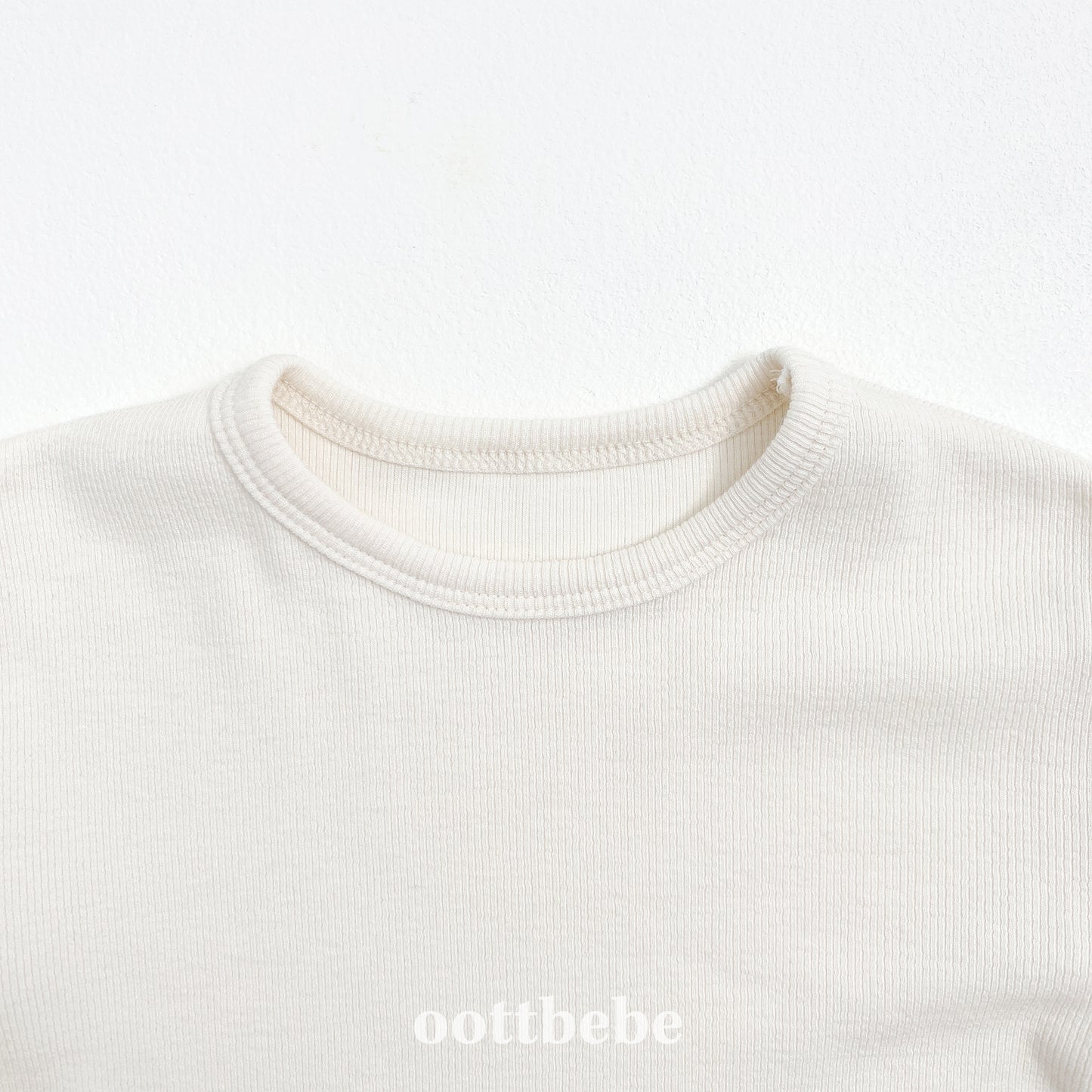 (Pre-order) OOTTBEBE - Creamy Cuff Tee 크리미시보리티 (4 Colors)