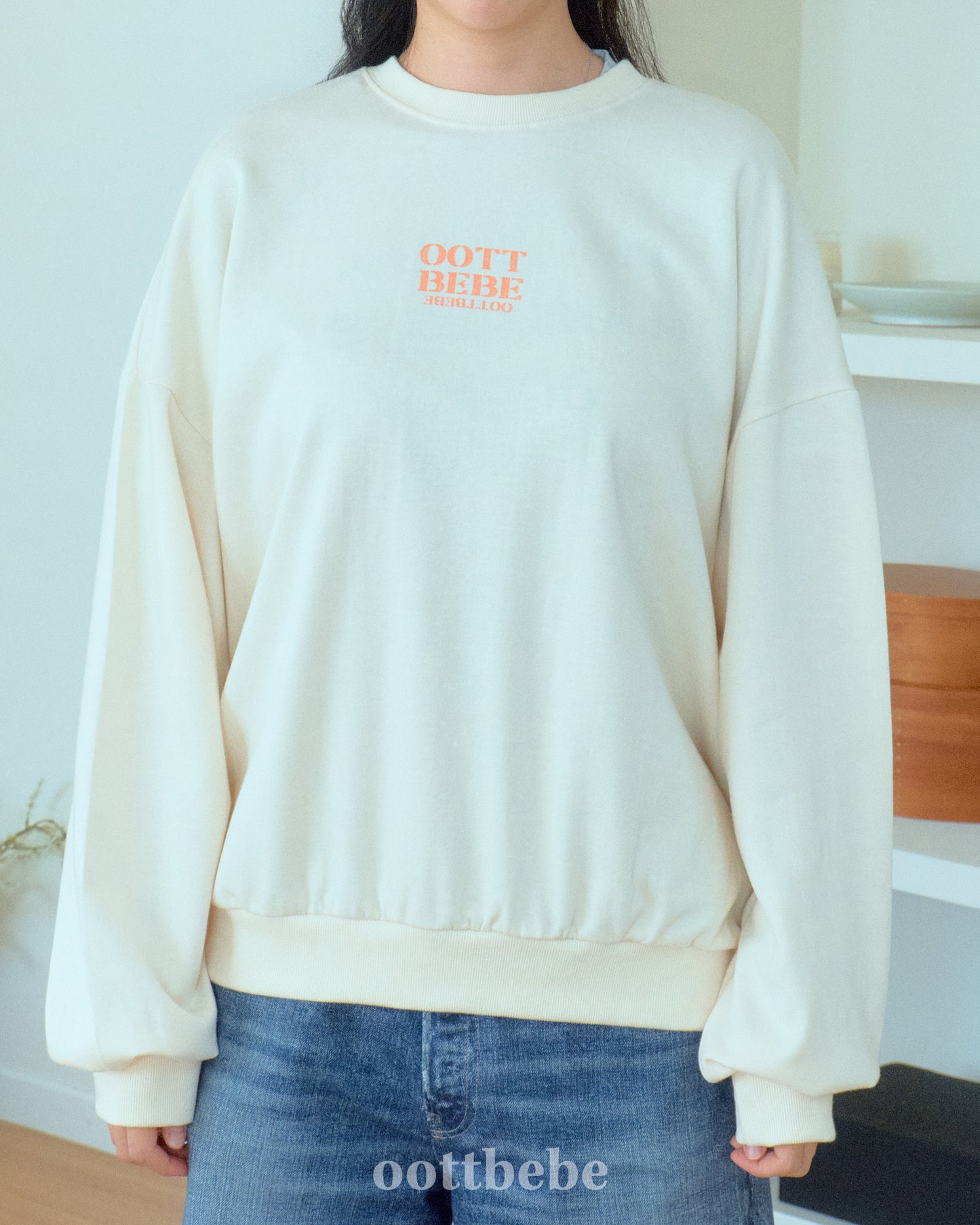(Pre-order) OOTTBEBE - Mom's OOTT Sweatshirt 오뜨베베맨투맨 (성인) (4 Colors)