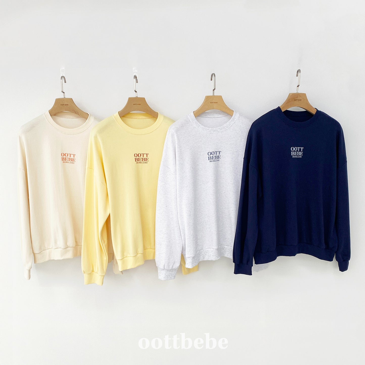 (Pre-order) OOTTBEBE - Mom's OOTT Sweatshirt 오뜨베베맨투맨 (성인) (4 Colors)