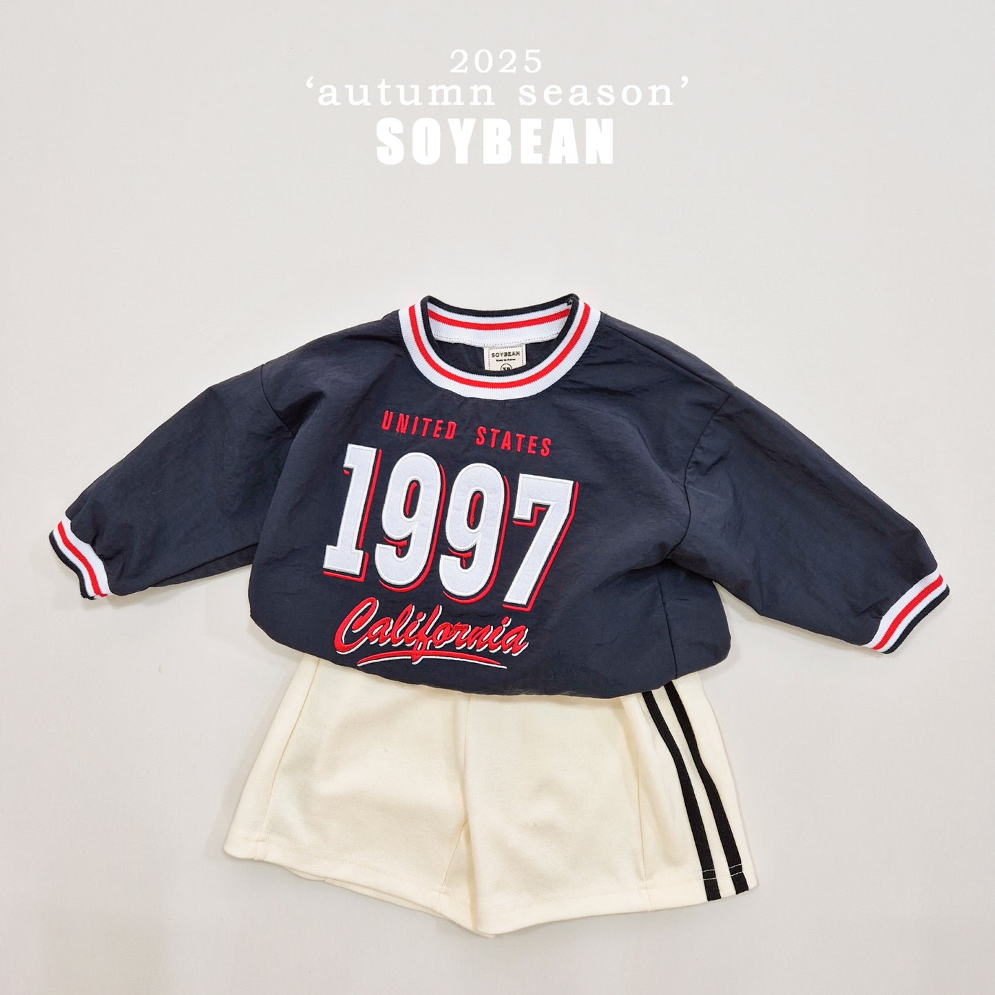 (Pre-order) Soybean Kids - 1997 Washed Embroidery Sweatshirt 1997와샤맨투맨 (2 Colors)