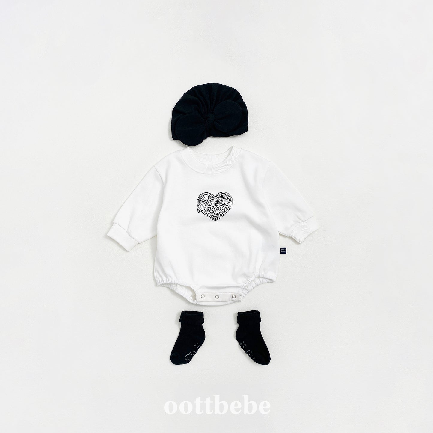 (Pre-order) OOTTBEBE - OT Bling Suit OT블링슈트 (2 Colors)