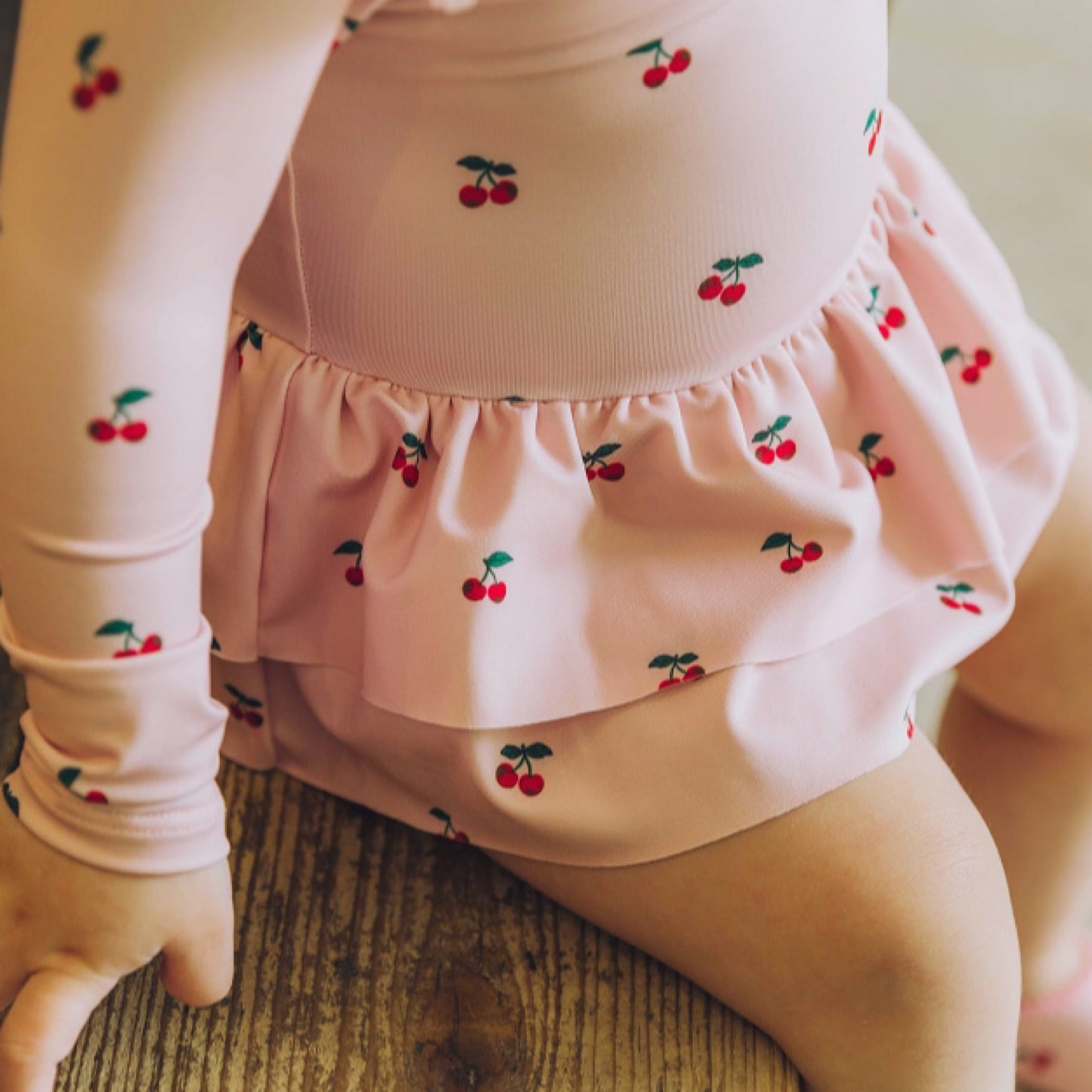 (Pre-order) KoongsKoongs Kids’ Premium Le Cherry Ruffle Rash Guard Dress Set (Pink)