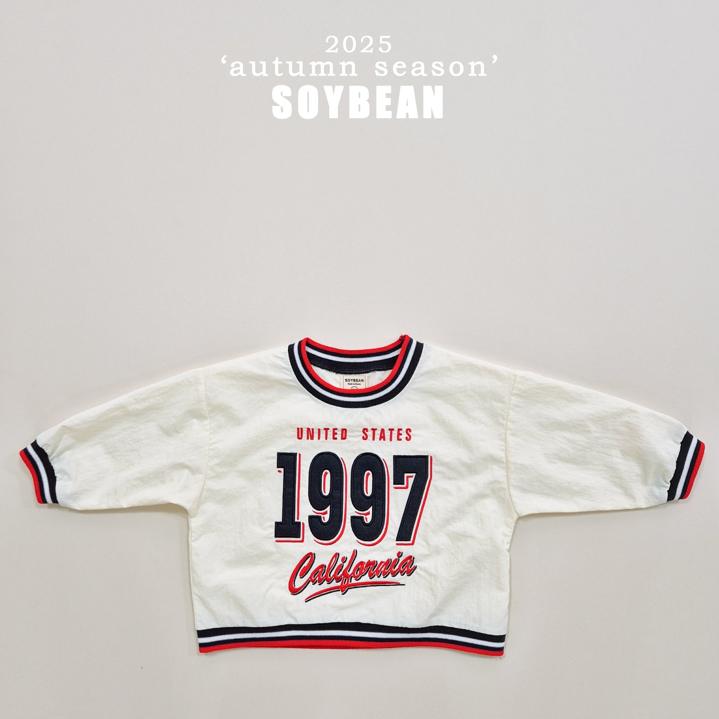 (Pre-order) Soybean Kids - 1997 Washed Embroidery Sweatshirt 1997와샤맨투맨 (2 Colors)