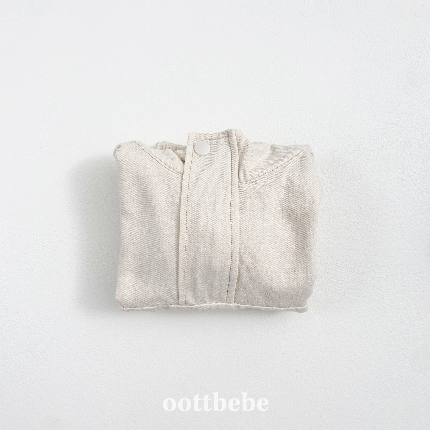 (Pre-order) OOTTBEBE - Stitch Hooded Jacket 스티치후드아노락 (2 Colors)