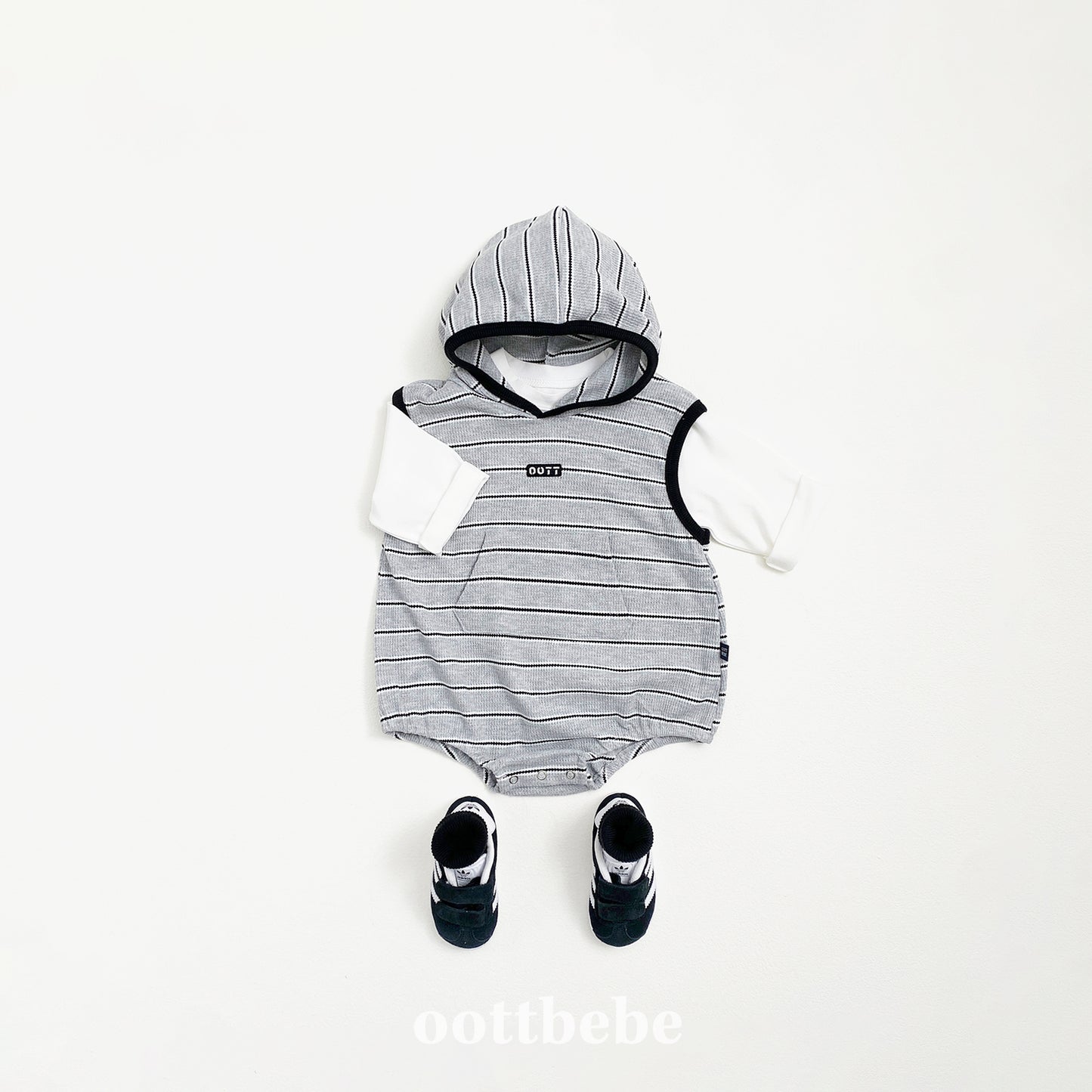(Pre-order) OOTTBEBE - Urban Stripe Hooded Suit 어반스트라이프후드슈트 (2 Colors)