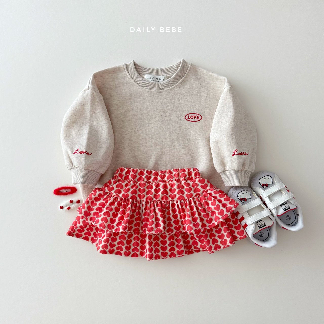 (Pre-order) Daily Bebe - Kids’ Love Point Sweatshirt 러브포인트 맨투맨 (2 Colors)