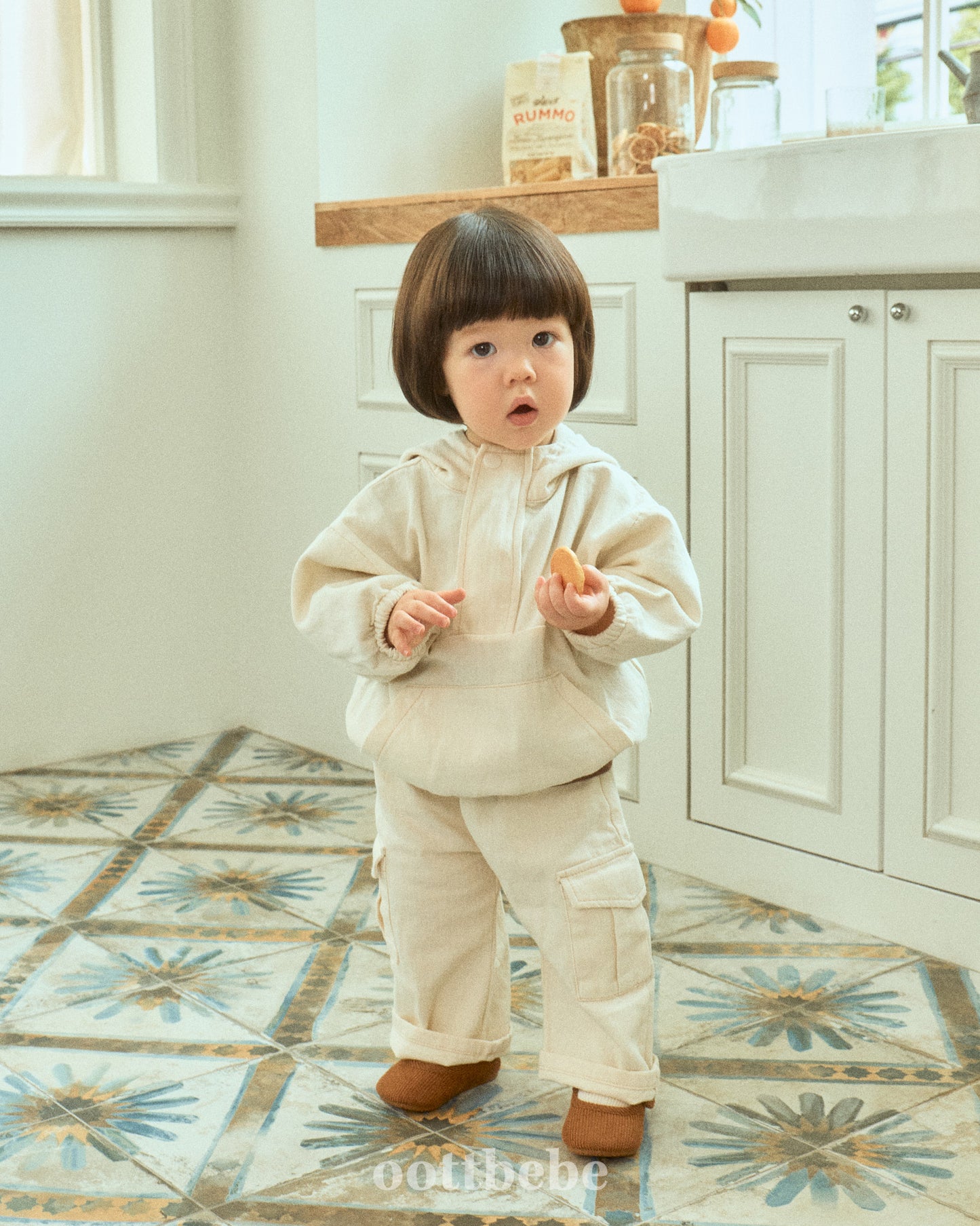 (Pre-order) OOTTBEBE - Stitch Cargo Pants 스티치카고팬츠 (2 Colors)