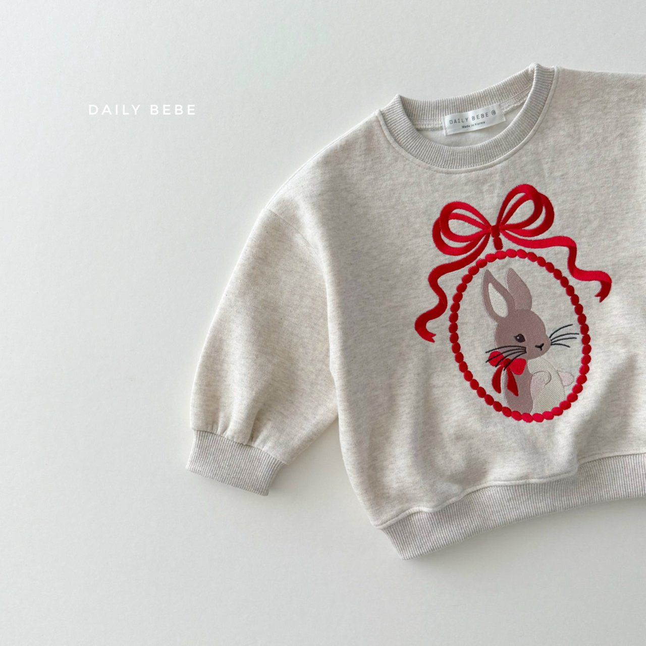 (Pre-order) Daily Bebe - Kids' Bunny Embroidery Sweatshirt 토끼 자수 맨투맨 (2 Colors)