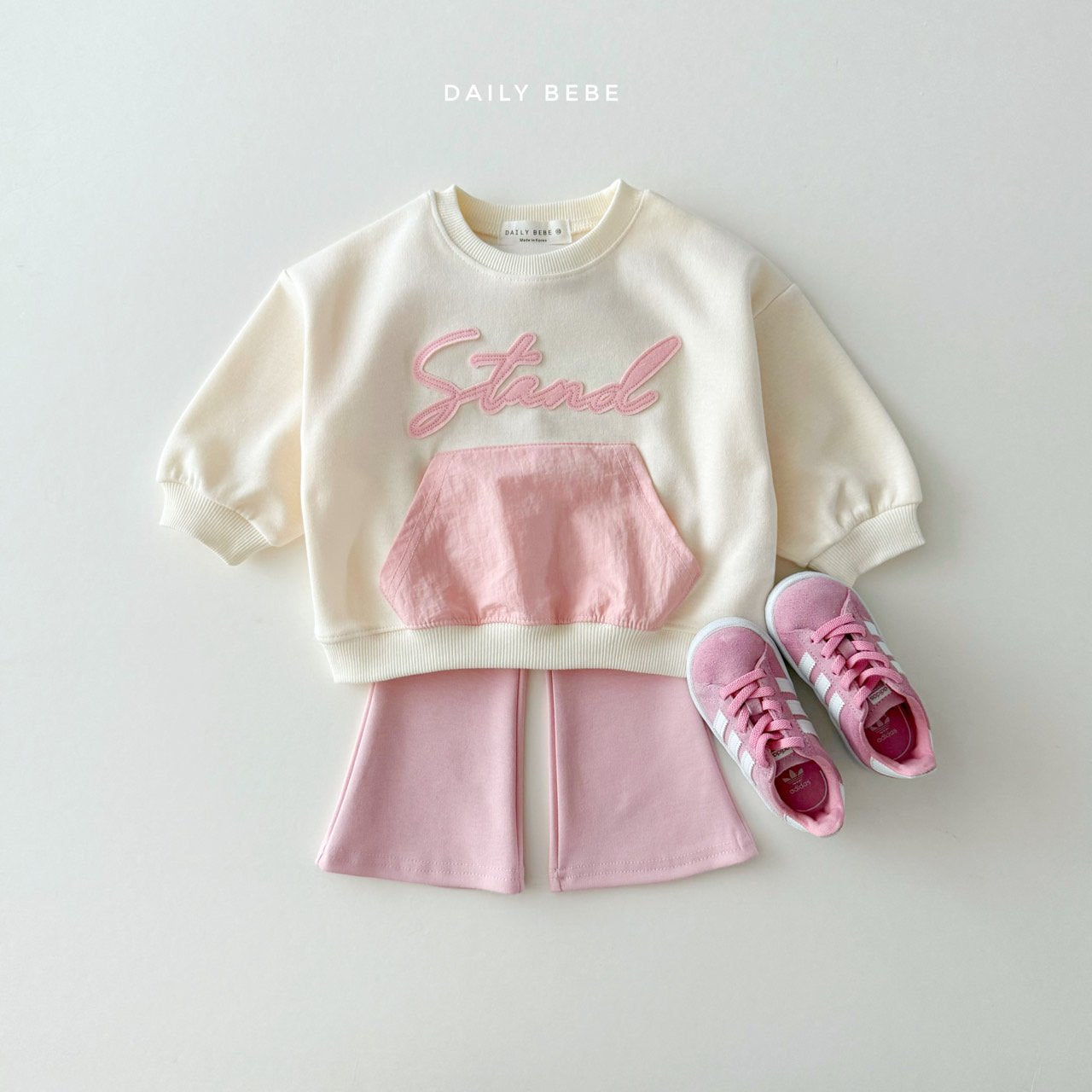 (Pre-order) Daily Bebe - Kids’ Crinkle Pocket Sweatshirt 바스락 포켓 맨투맨 (2 Colors)