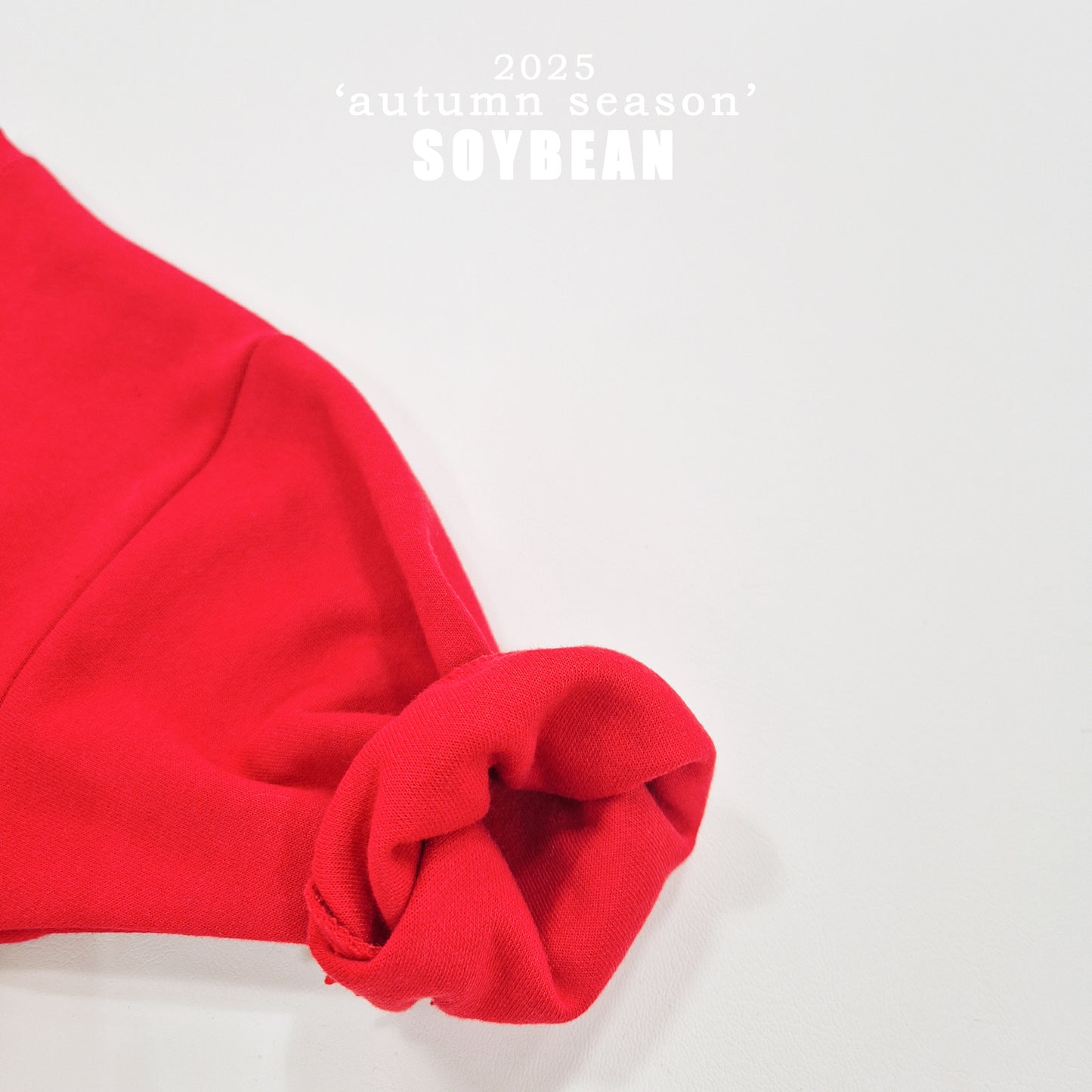 (Pre-order) Soybean Kids - Friday Lettering Sweatshirt 프라이데이맨투맨 (2 Colors)
