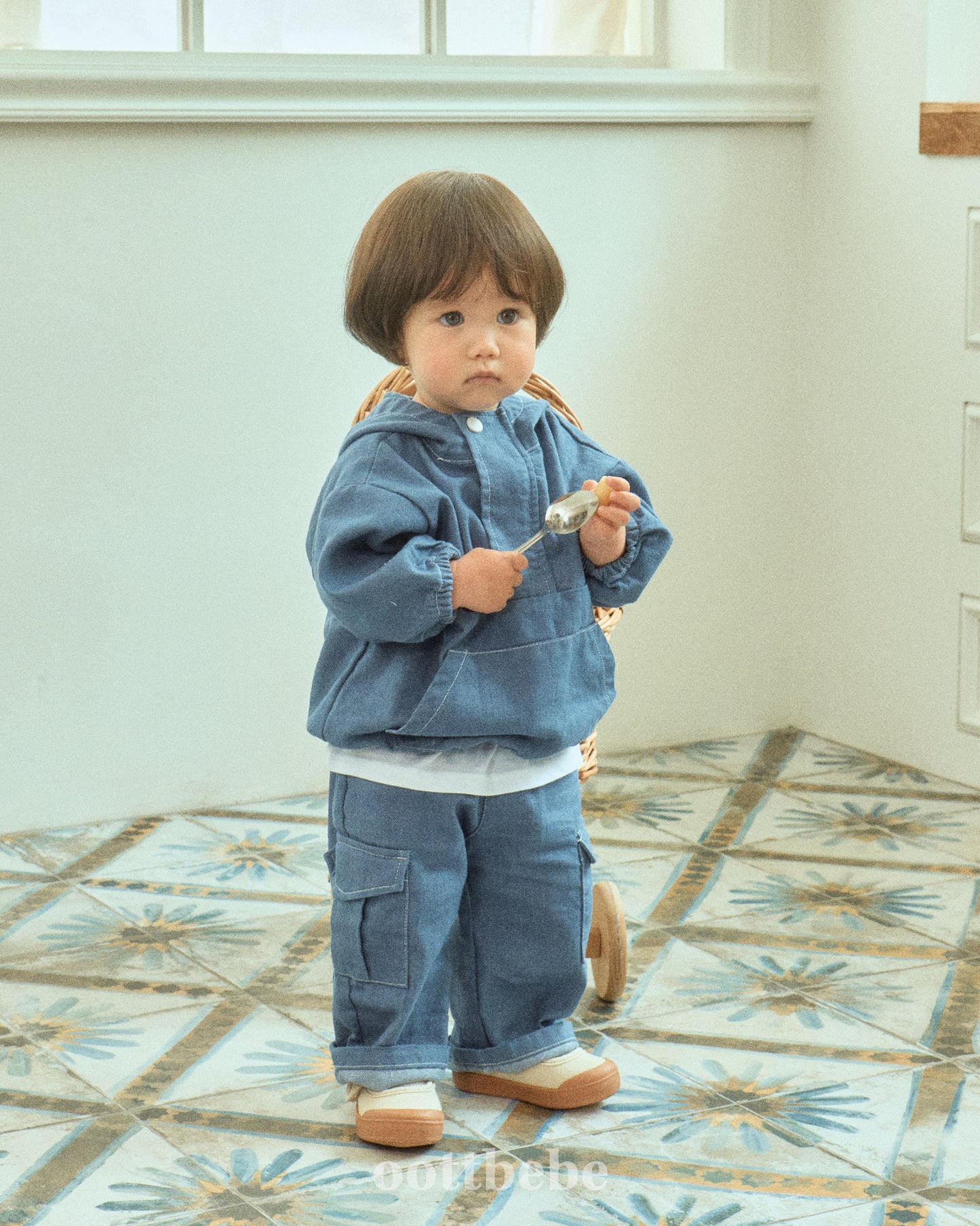 (Pre-order) OOTTBEBE - Stitch Cargo Pants 스티치카고팬츠 (2 Colors)