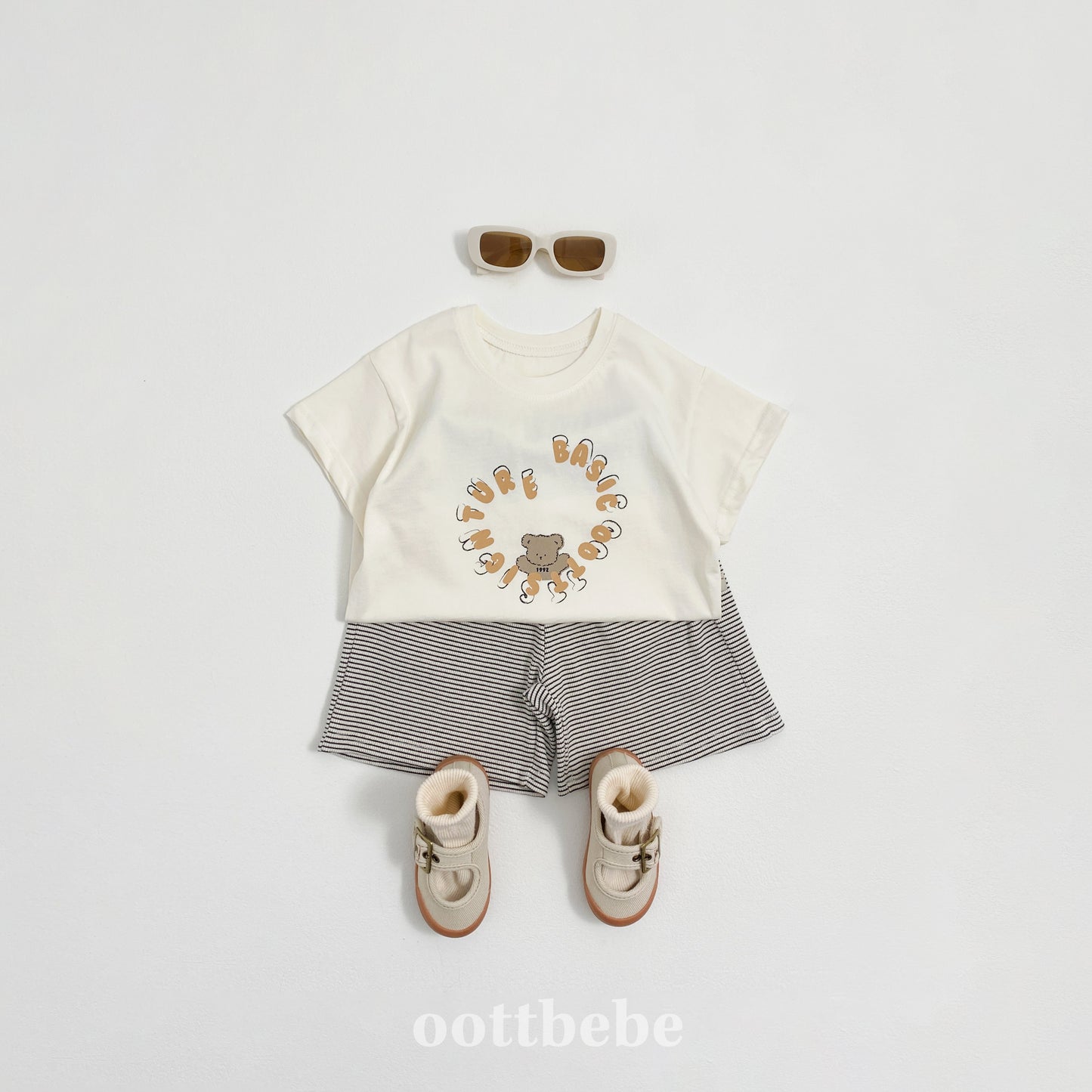(Pre-order) OOTTBEBE - Otti Signature Top and Bottom Set 오띠시그니쳐상하복 (2 Colors)