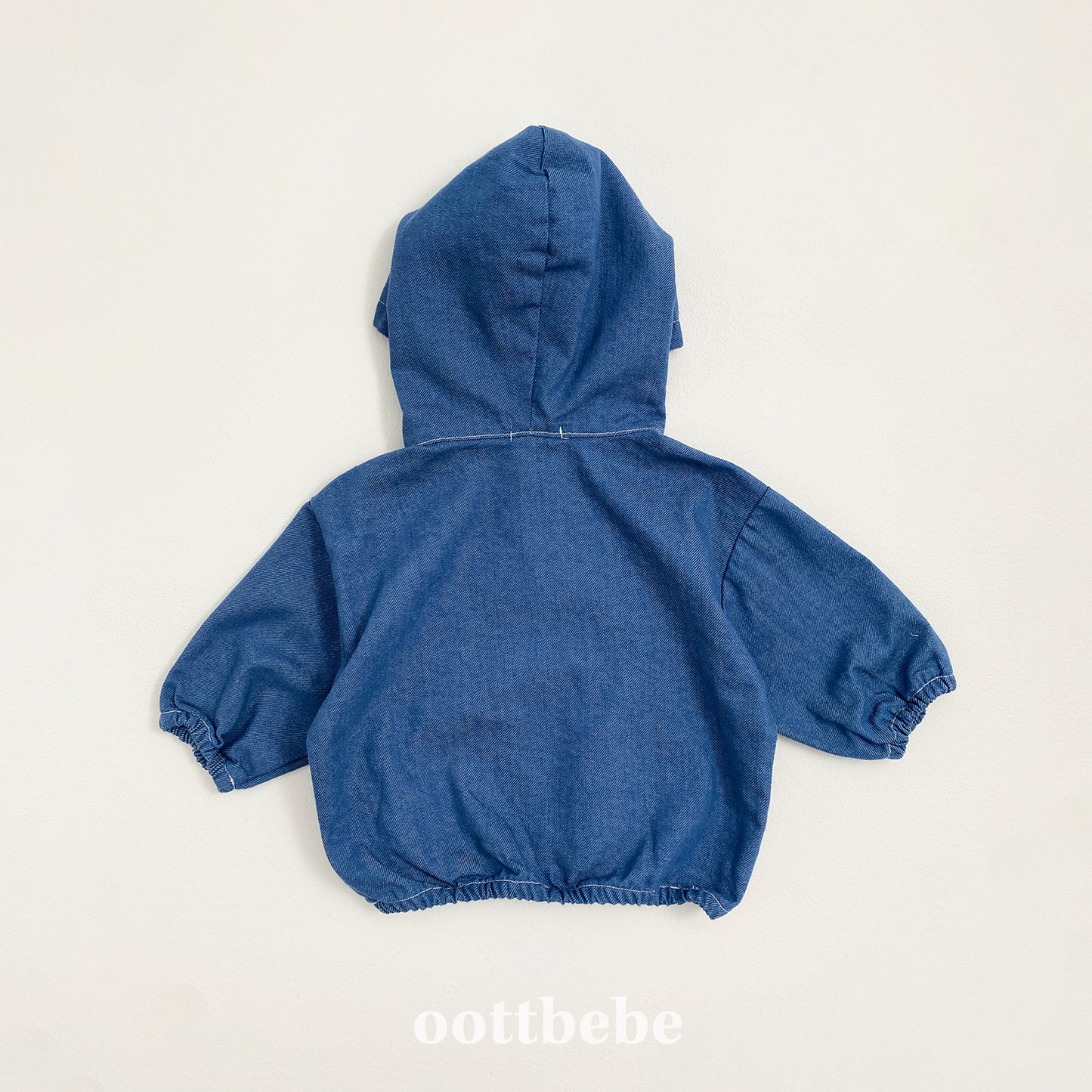 (Pre-order) OOTTBEBE - Stitch Hooded Jacket 스티치후드아노락 (2 Colors)
