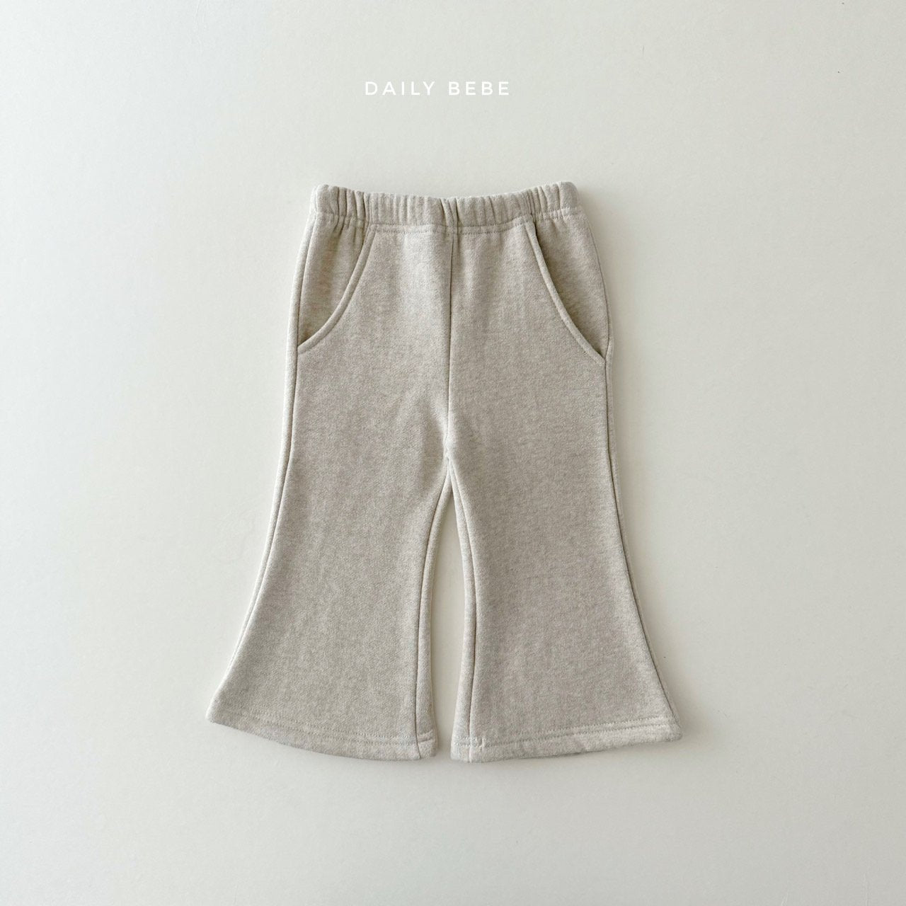 (Pre-order) Daily Bebe Winter - Kids’ Foam Heart Bootcut Top & Bottom Set 발포 부츠컷세트 (4 Colors)