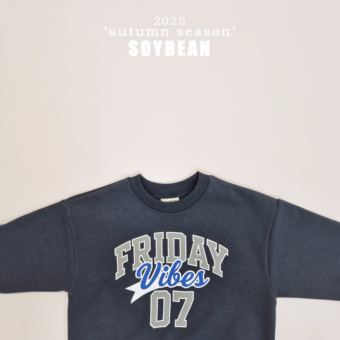 (Pre-order) Soybean Kids - Friday Lettering Sweatshirt 프라이데이맨투맨 (2 Colors)