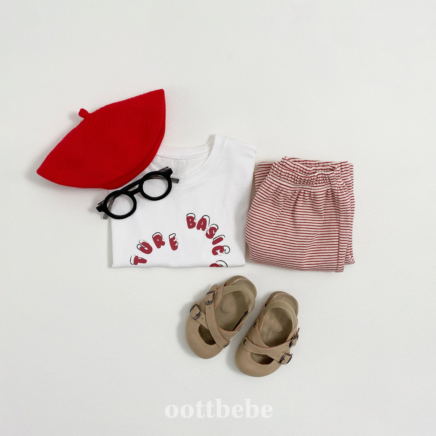 (Pre-order) OOTTBEBE - Otti Signature Top and Bottom Set 오띠시그니쳐상하복 (2 Colors)