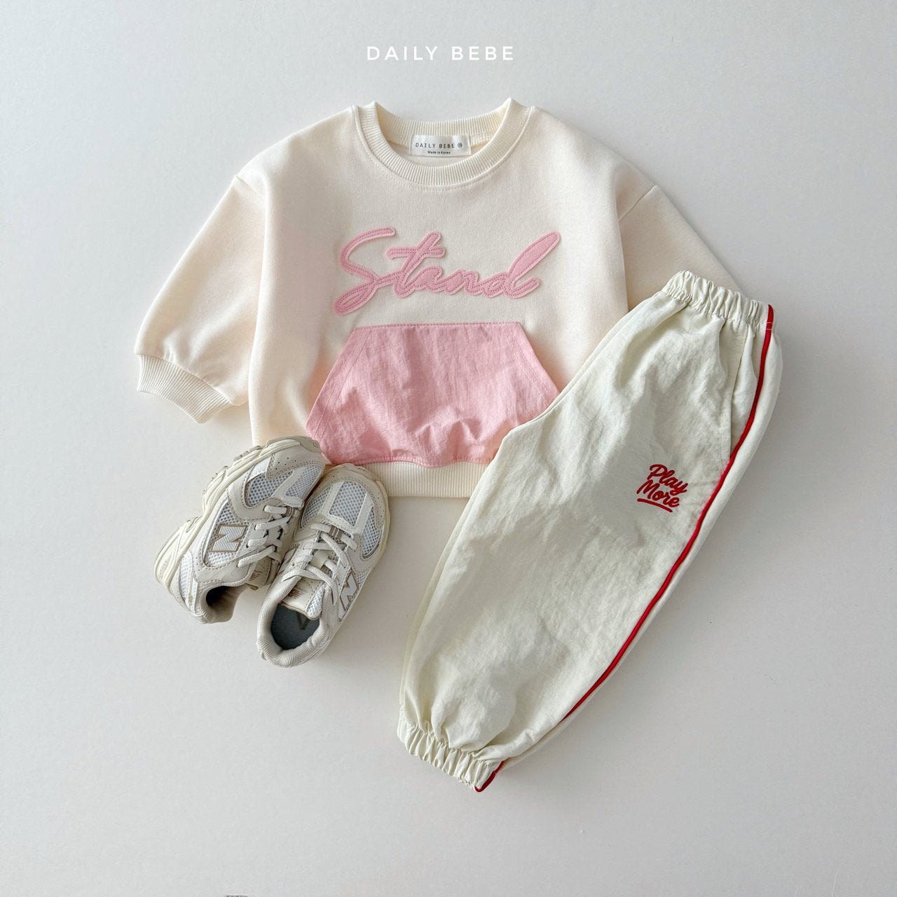 (Pre-order) Daily Bebe - Kids’ Crinkle Pocket Sweatshirt 바스락 포켓 맨투맨 (2 Colors)
