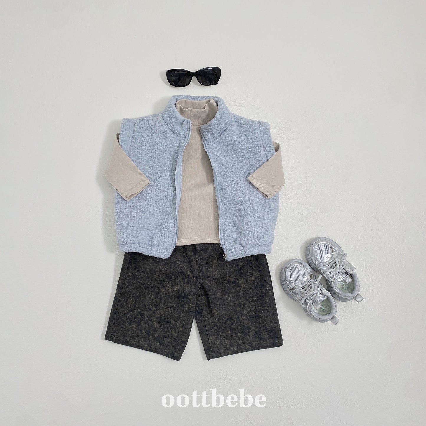 (Pre-order) OOTTBEBE Winter - Fleece Manta Vest 후리스가오리조끼 (3 Colors)
