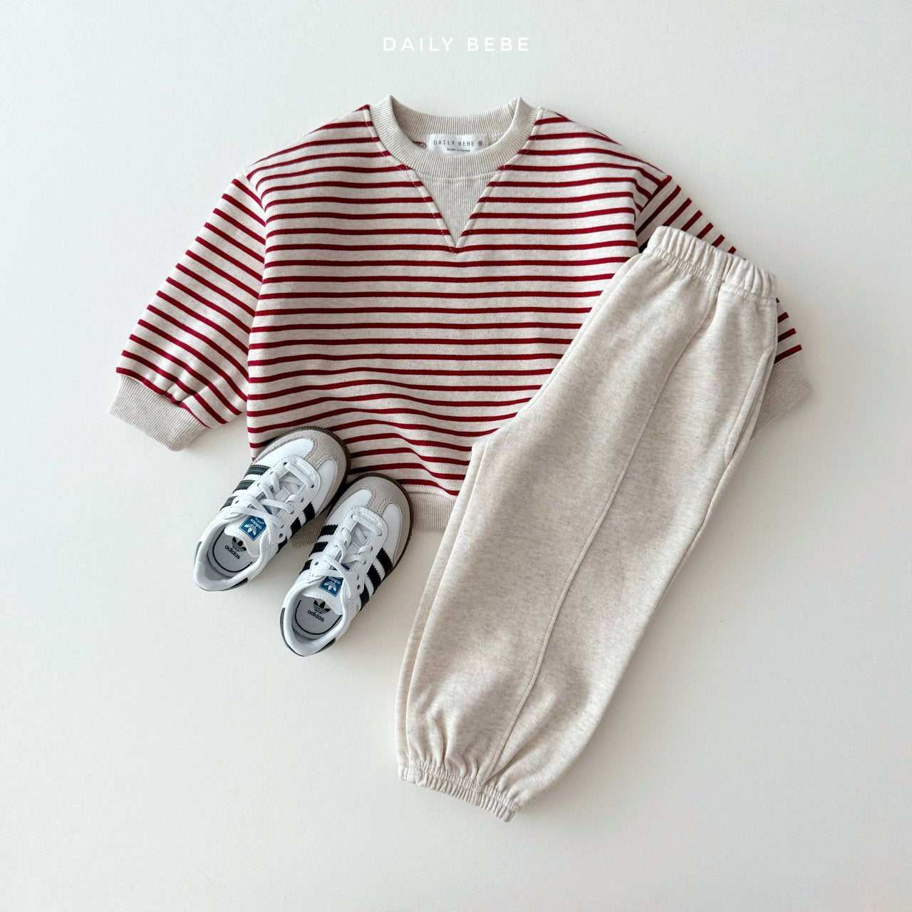 (Pre-order) Daily Bebe - Kids’ Triangle Stripe Sweatshirt 단가라 삼각 맨투맨 (2 Colors)