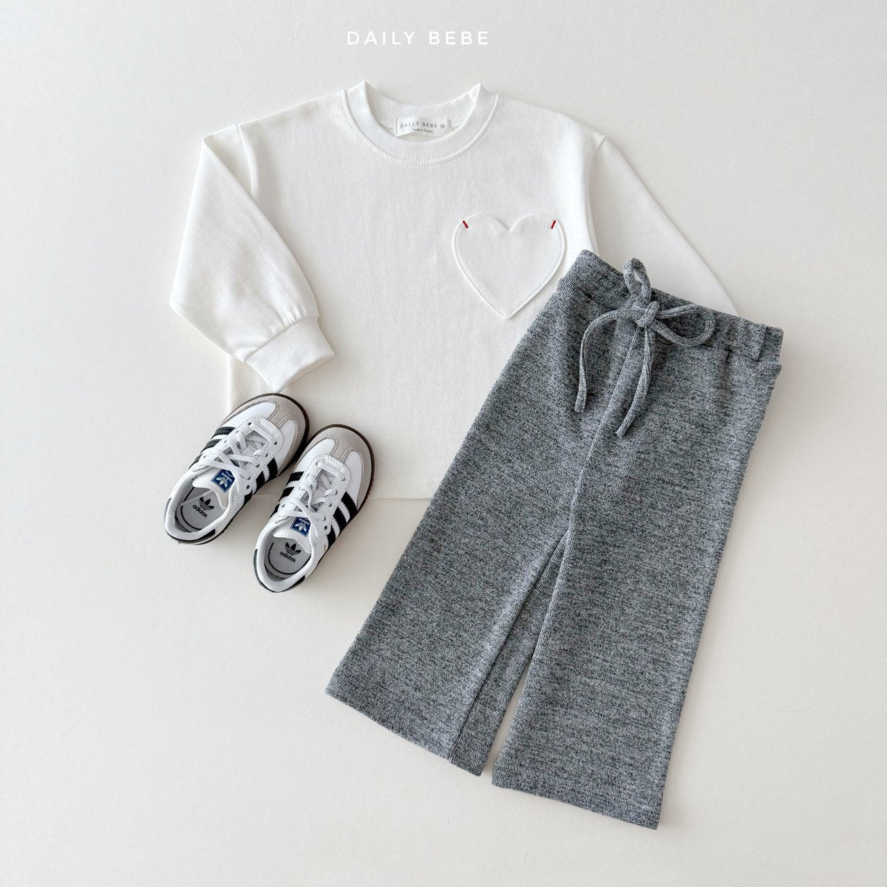 (Pre-order) Daily Bebe - Kids' Heart Pocket Tee 하트포켓 (2 Colors)