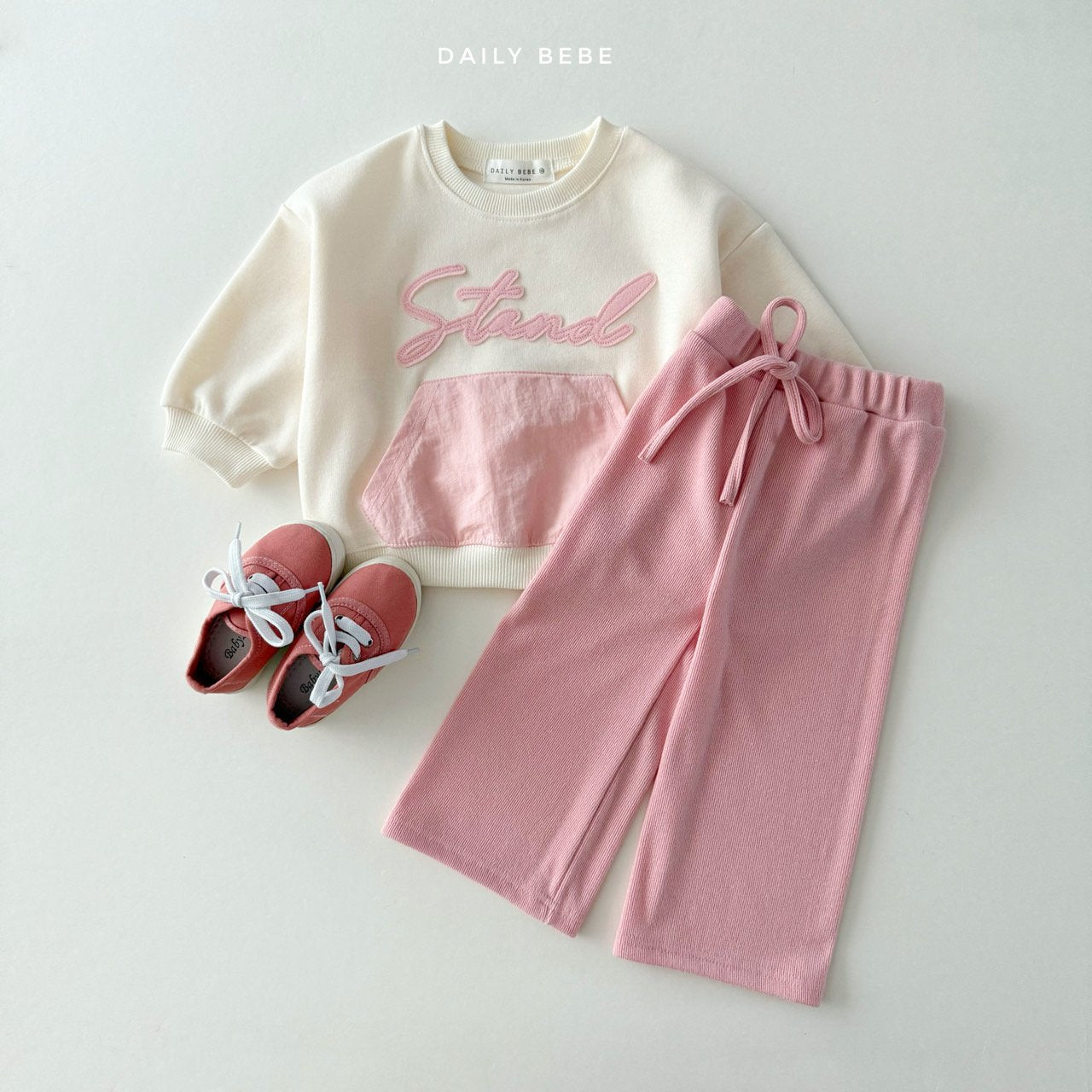(Pre-order) Daily Bebe - Kids’ Crinkle Pocket Sweatshirt 바스락 포켓 맨투맨 (2 Colors)