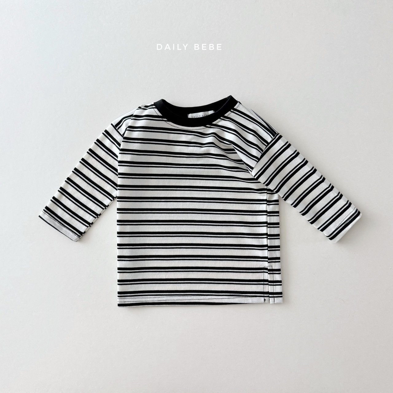 (Pre-order) Daily Bebe - Kids’ New Layered Tee 뉴레이어드티 (2 Colors)