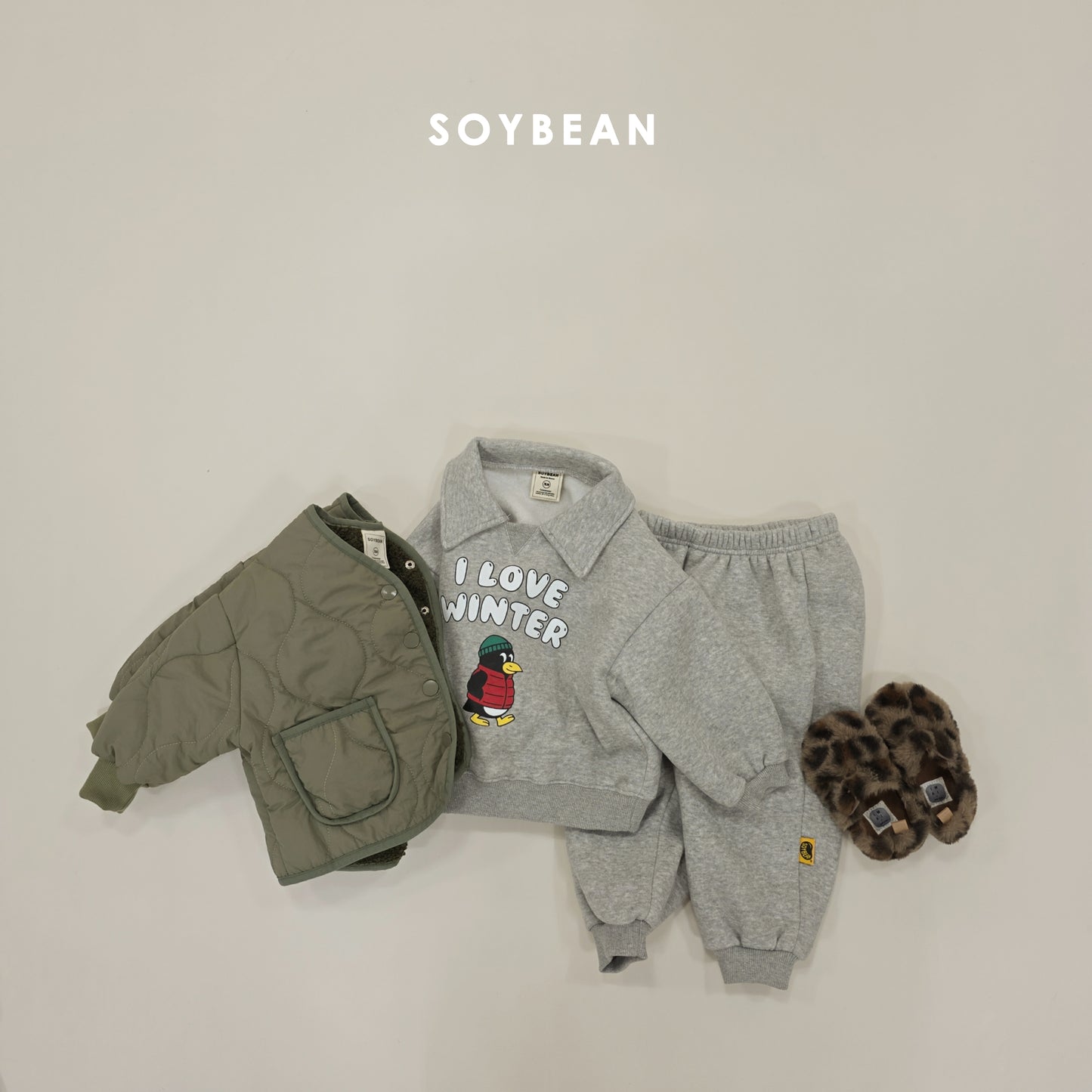 (Pre-order) Soybean Kids Winter - Cozy Penguin Collar Fleece-Lined Top & Bottom Set 포근펭귄카라상하복 (2 Colors)