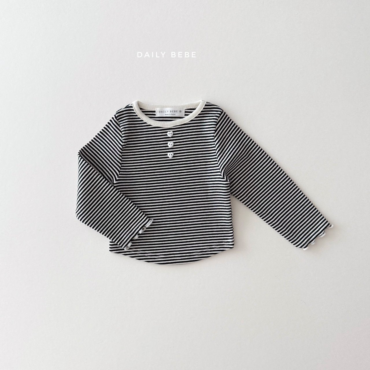 (Pre-order) Daily Bebe - Kids' Button Stripe Tee 줄가라단추티 (2 Colors)
