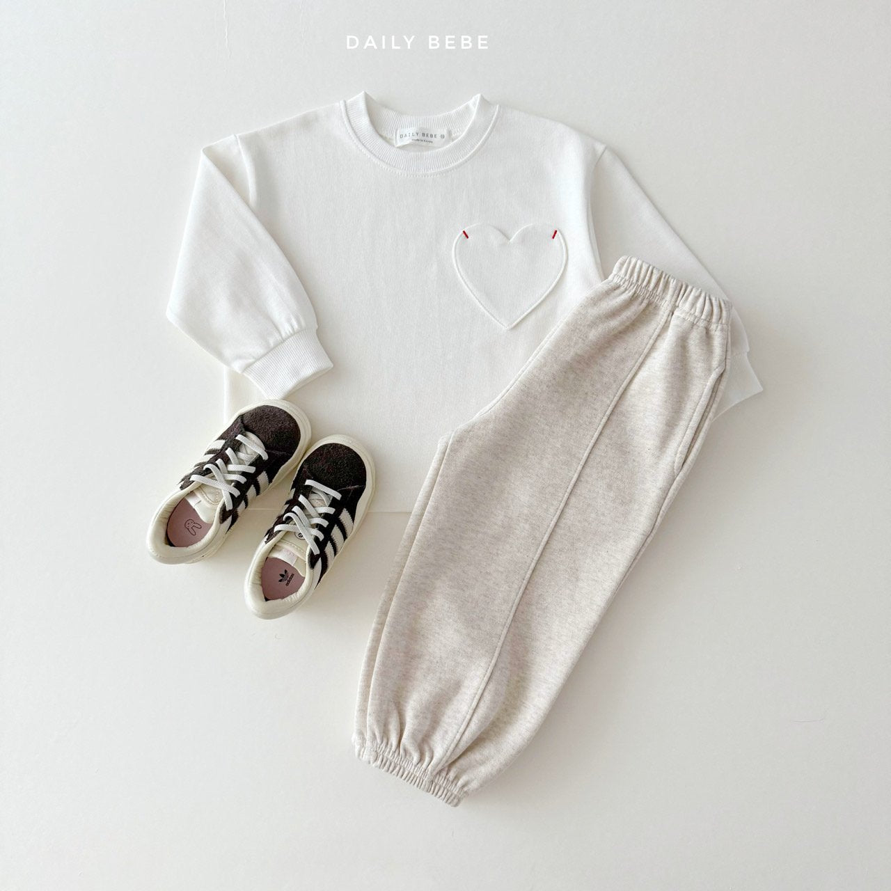 (Pre-order) Daily Bebe - Kids' Heart Pocket Tee 하트포켓 (2 Colors)
