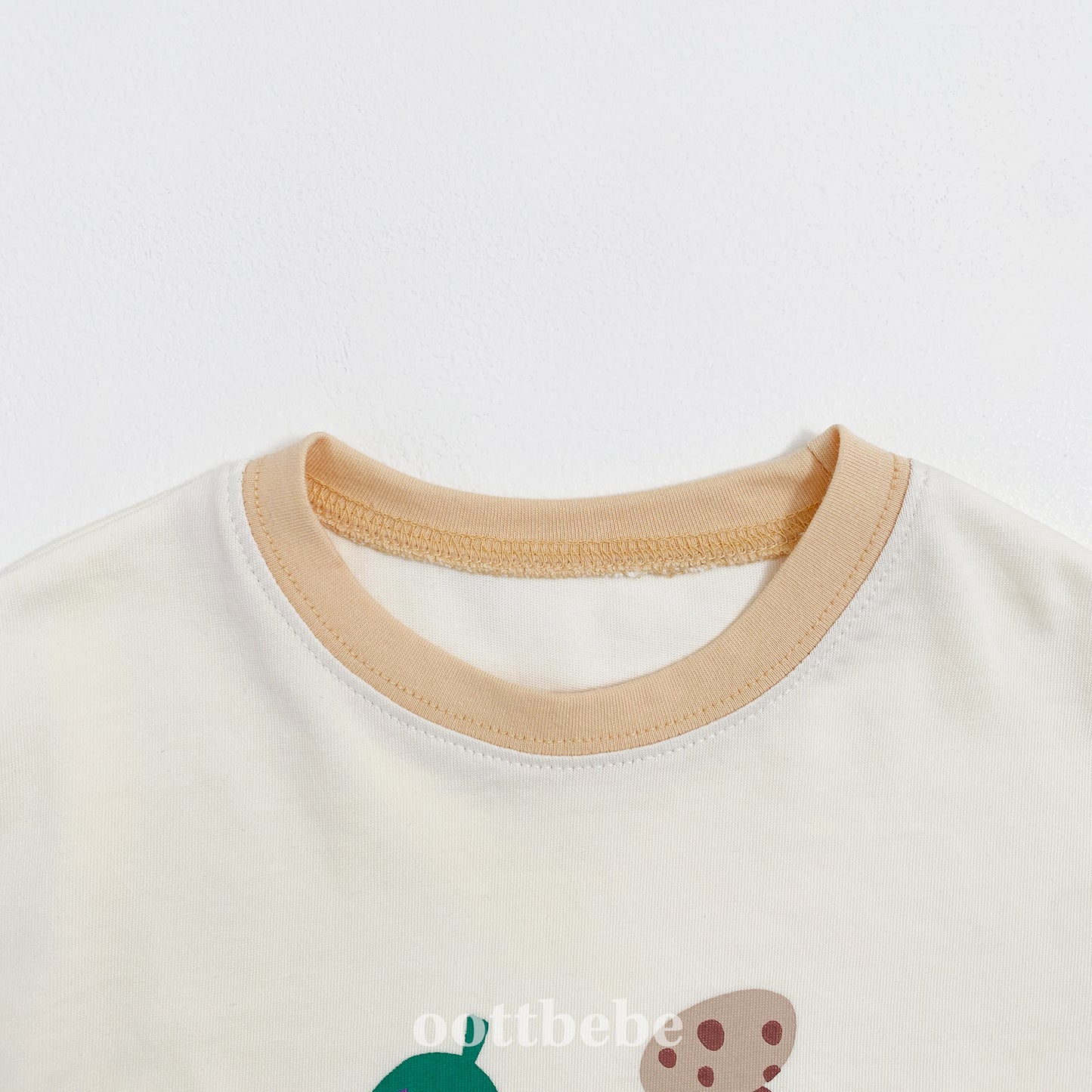 (Pre-order) OOTTBEBE - Veggie Market Top and Bottom Set 야채마켓상하복 (2 Colors)
